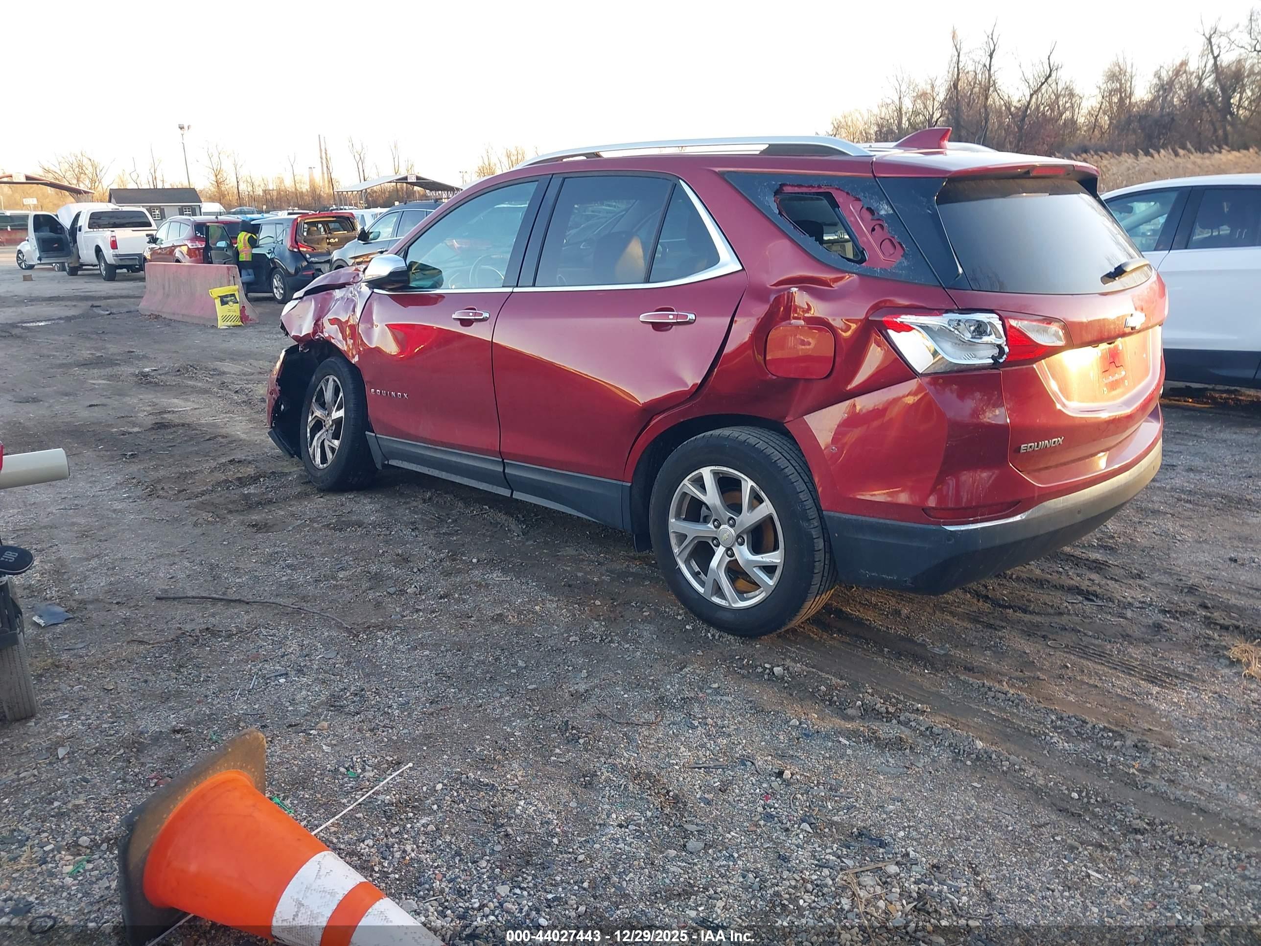 CHEVROLET EQUINOX image 3