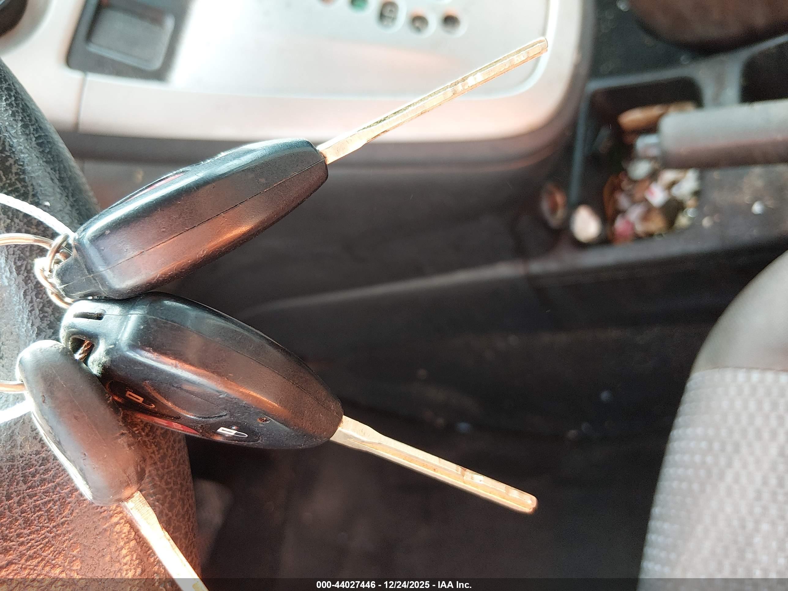 TOYOTA MATRIX image 11