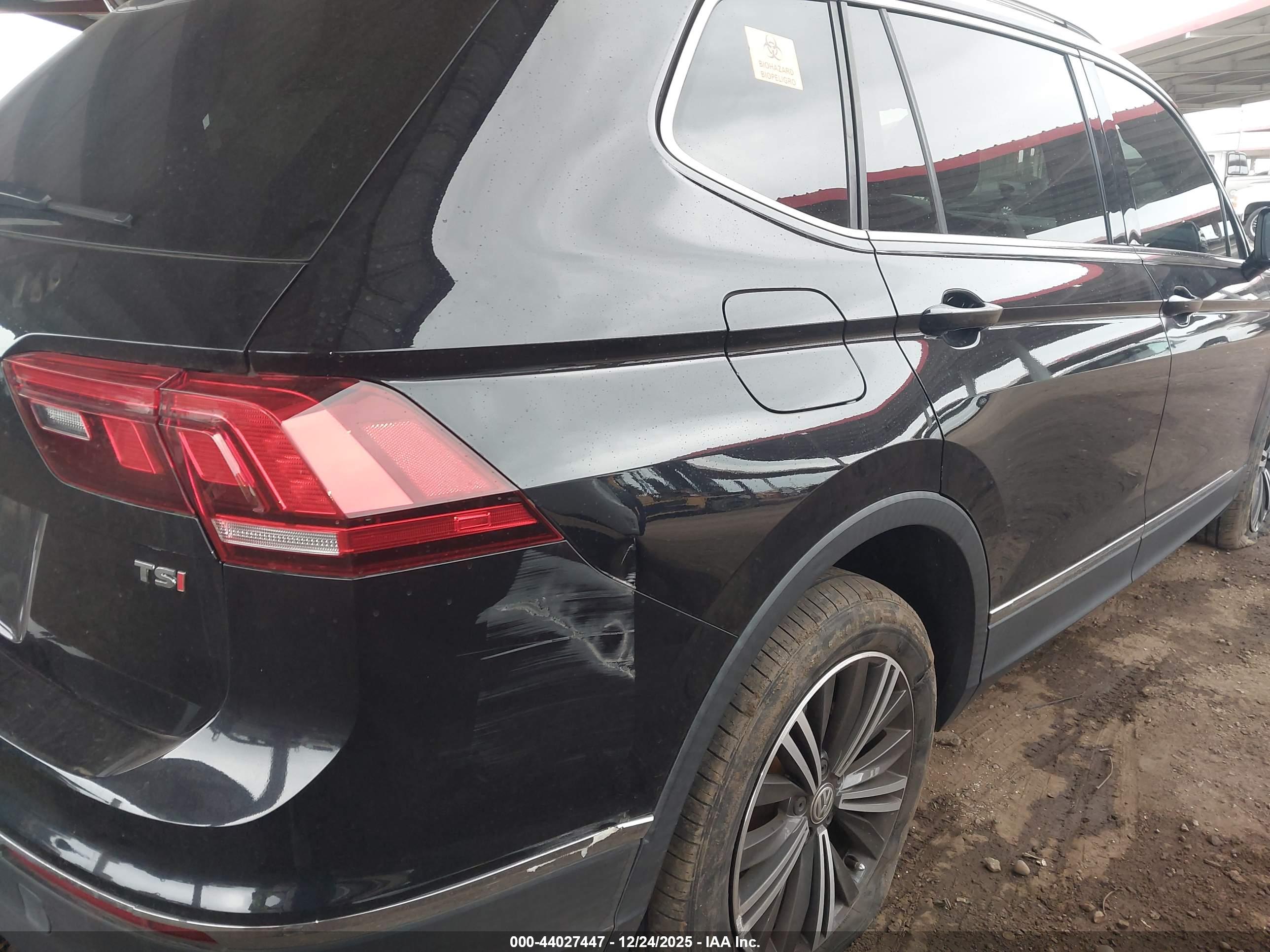VOLKSWAGEN TIGUAN image 6