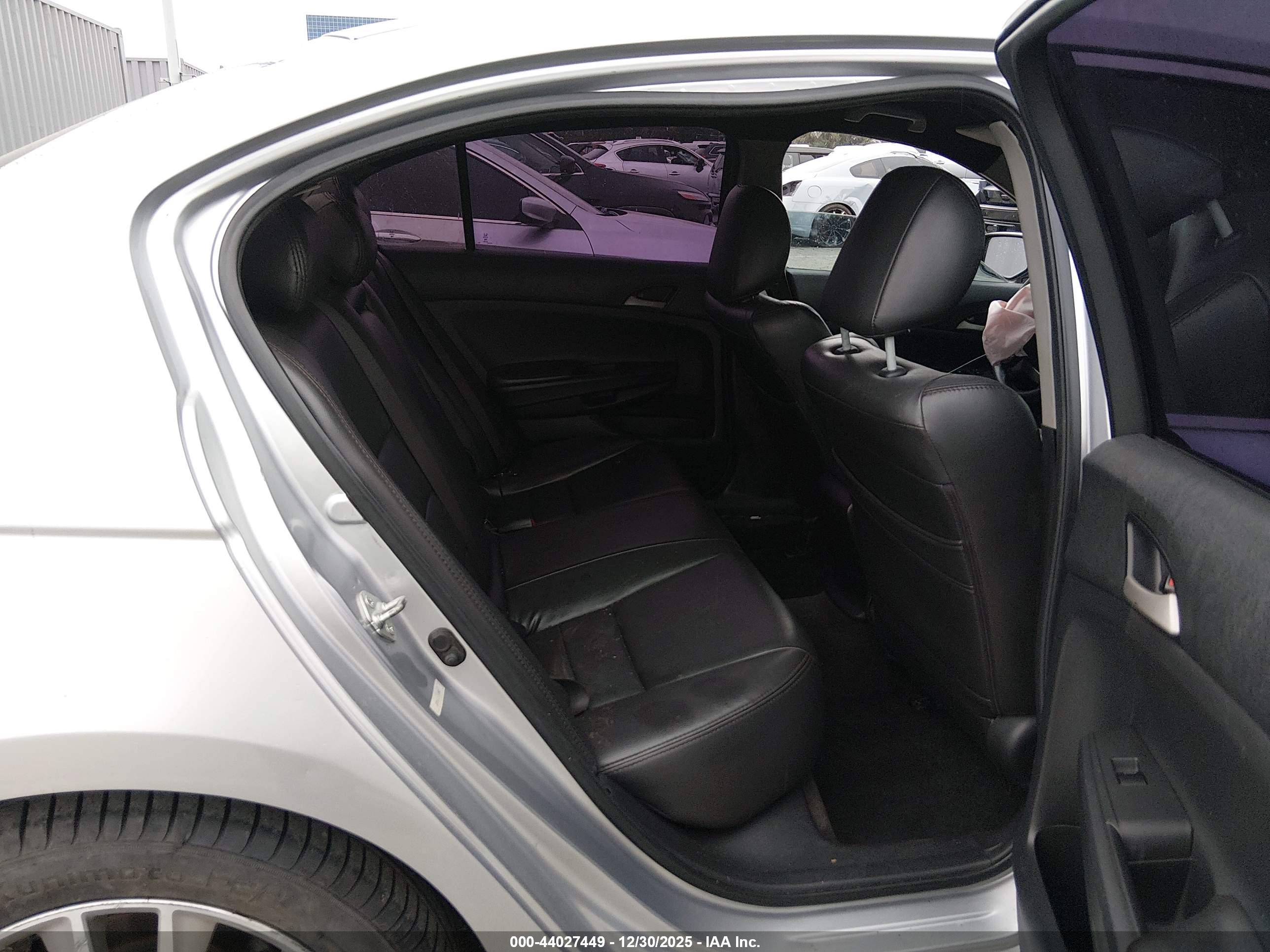 HONDA ACCORD image 8