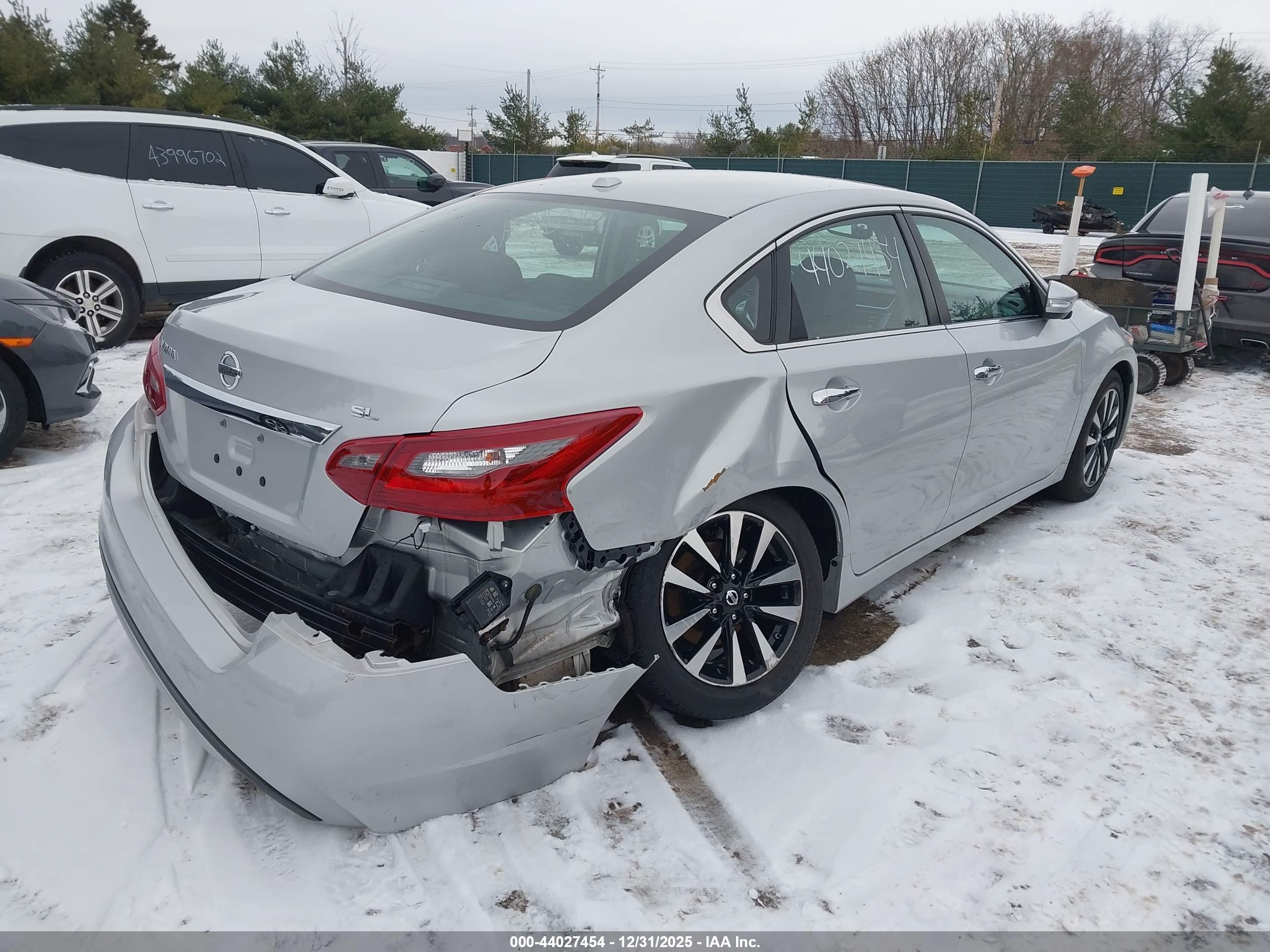NISSAN ALTIMA image 6