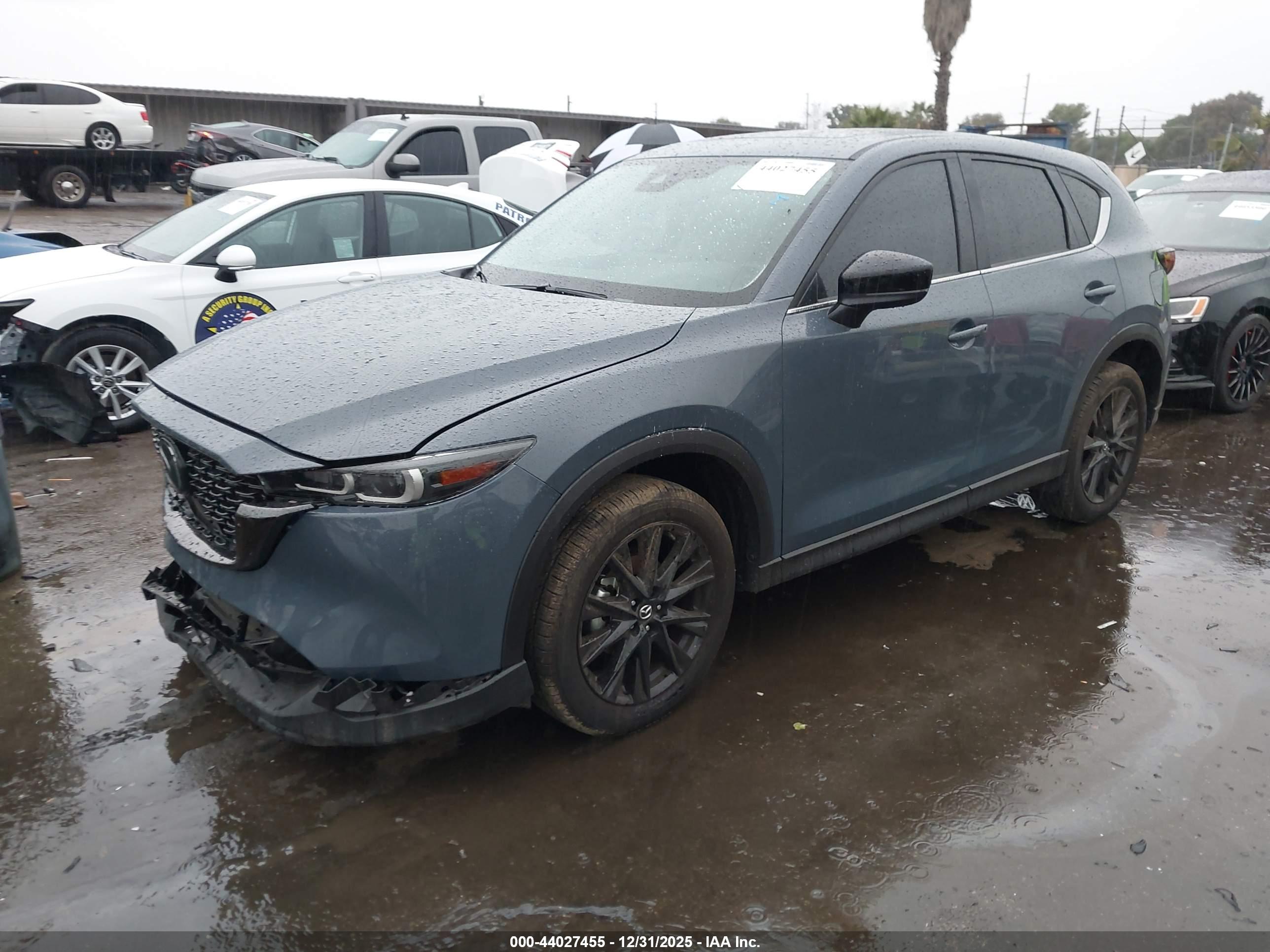 MAZDA CX-5 image 2