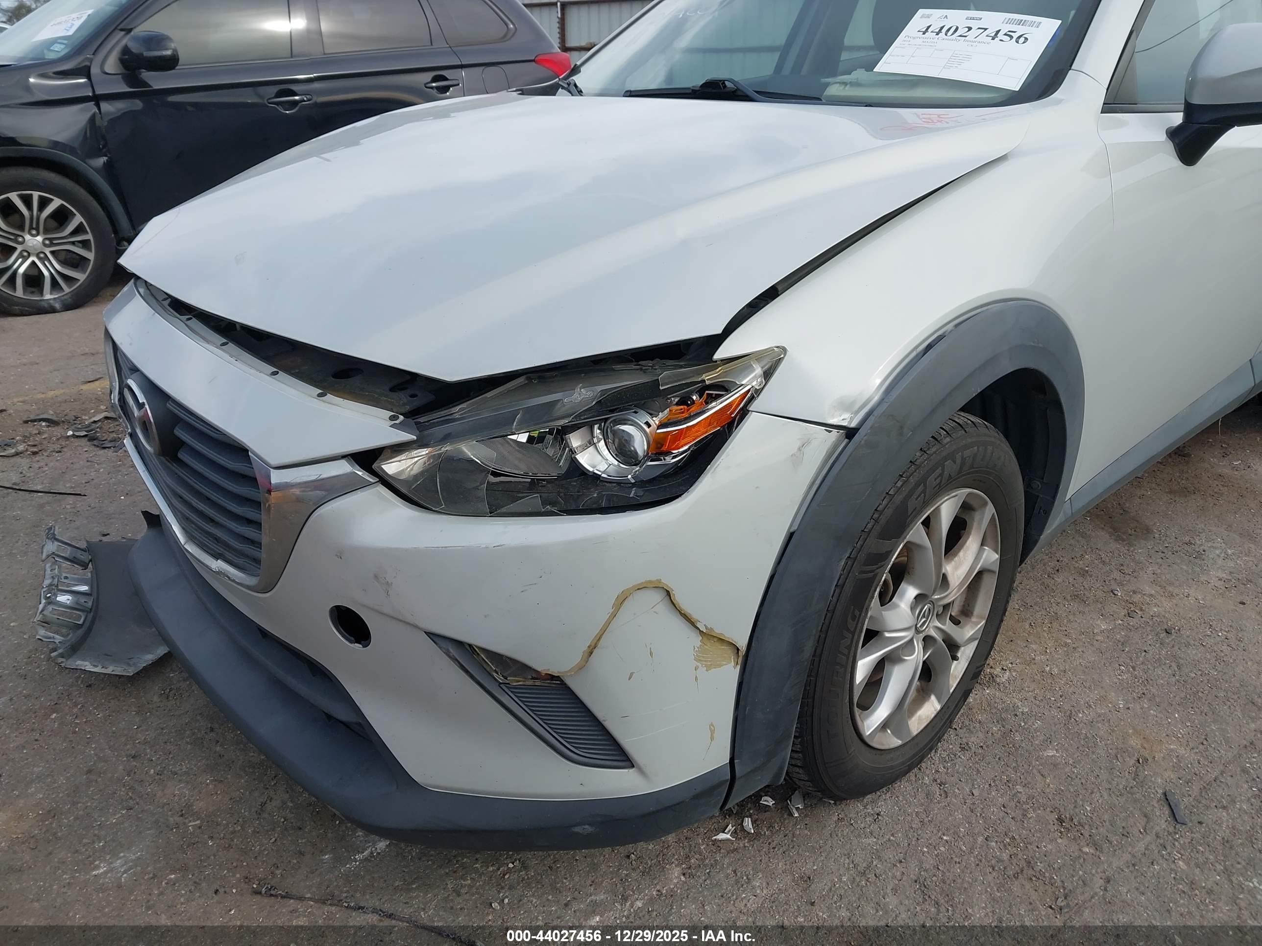 MAZDA CX-3 image 6