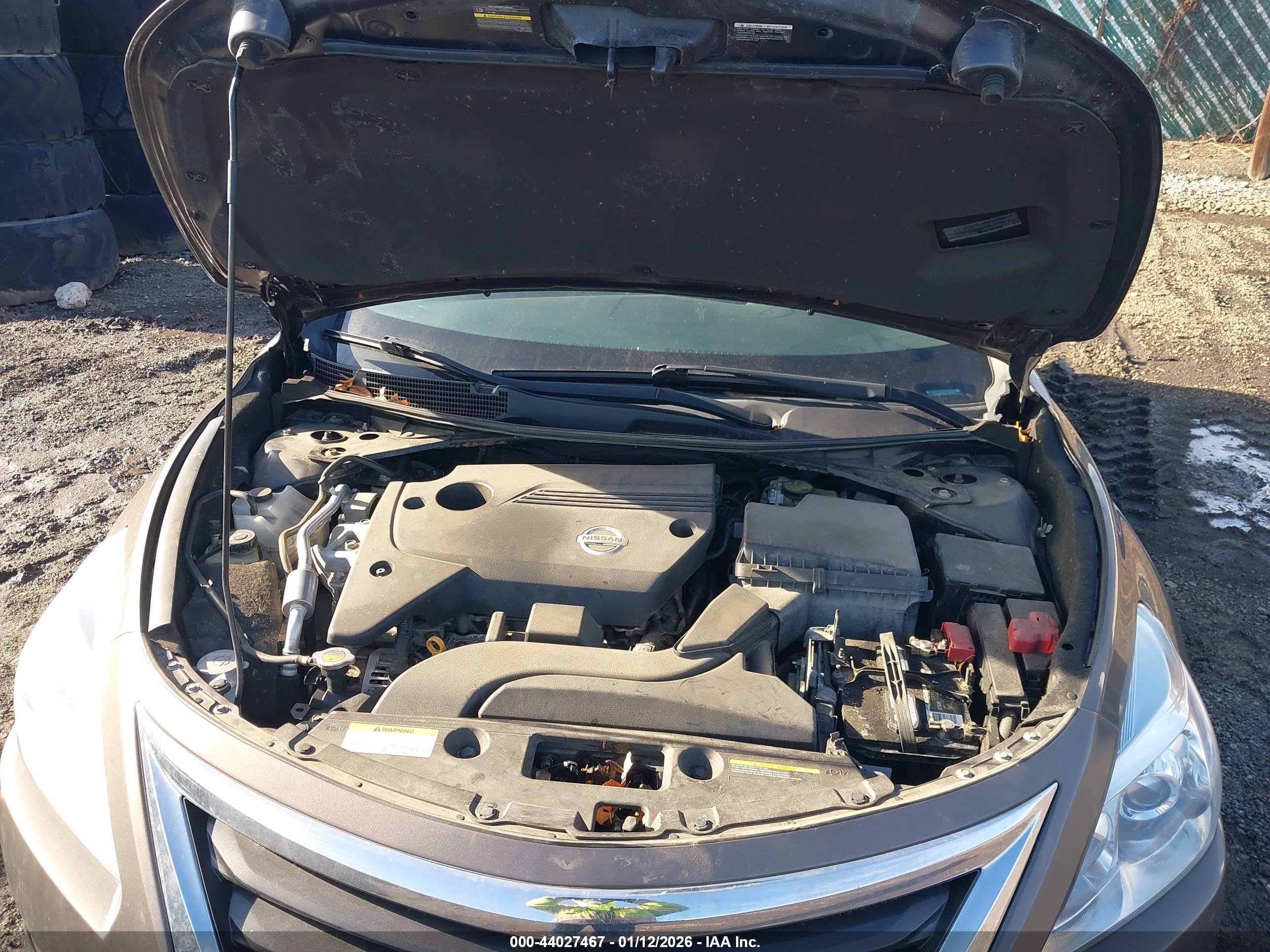 NISSAN ALTIMA image 10