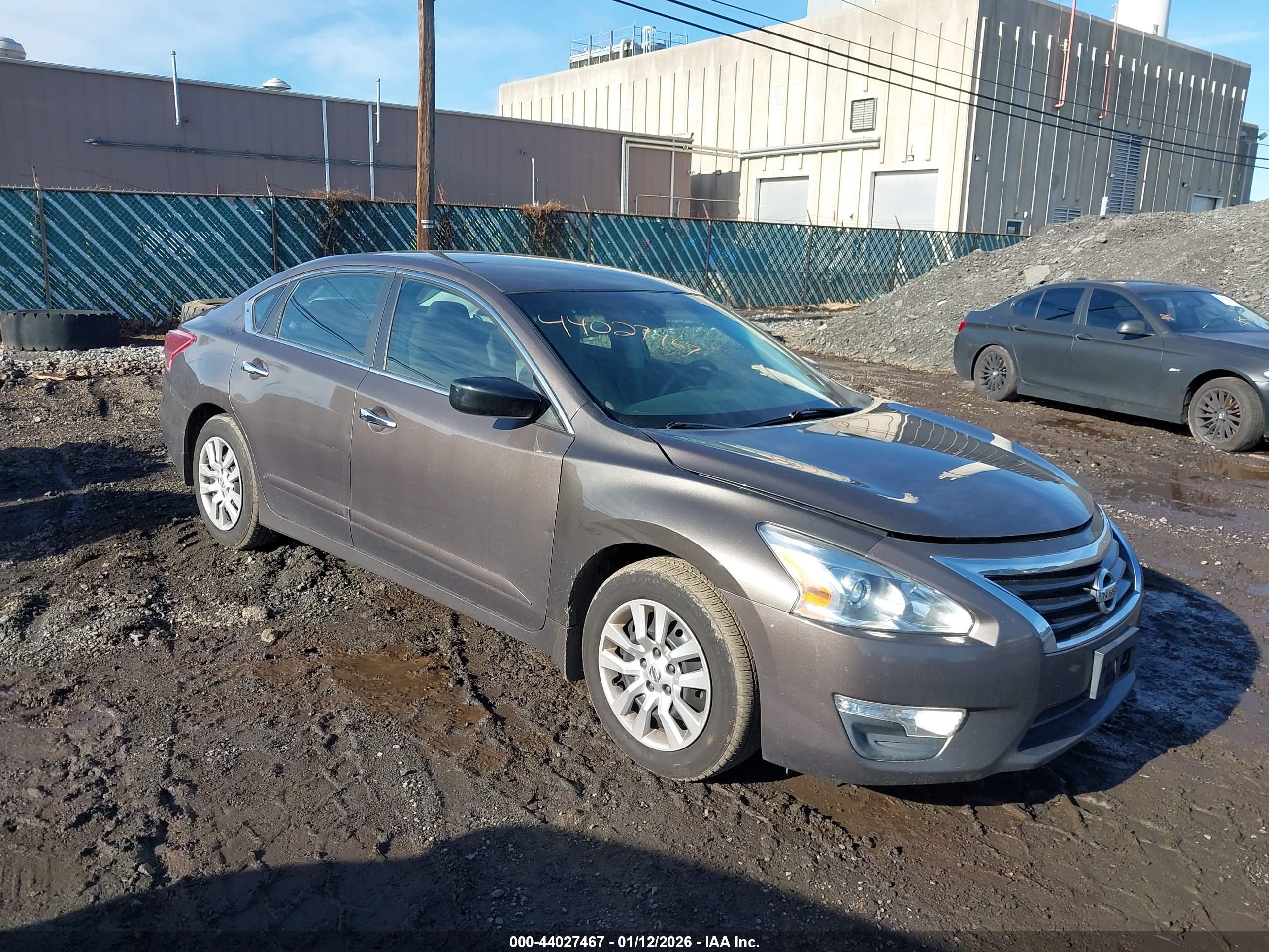 NISSAN ALTIMA image 6