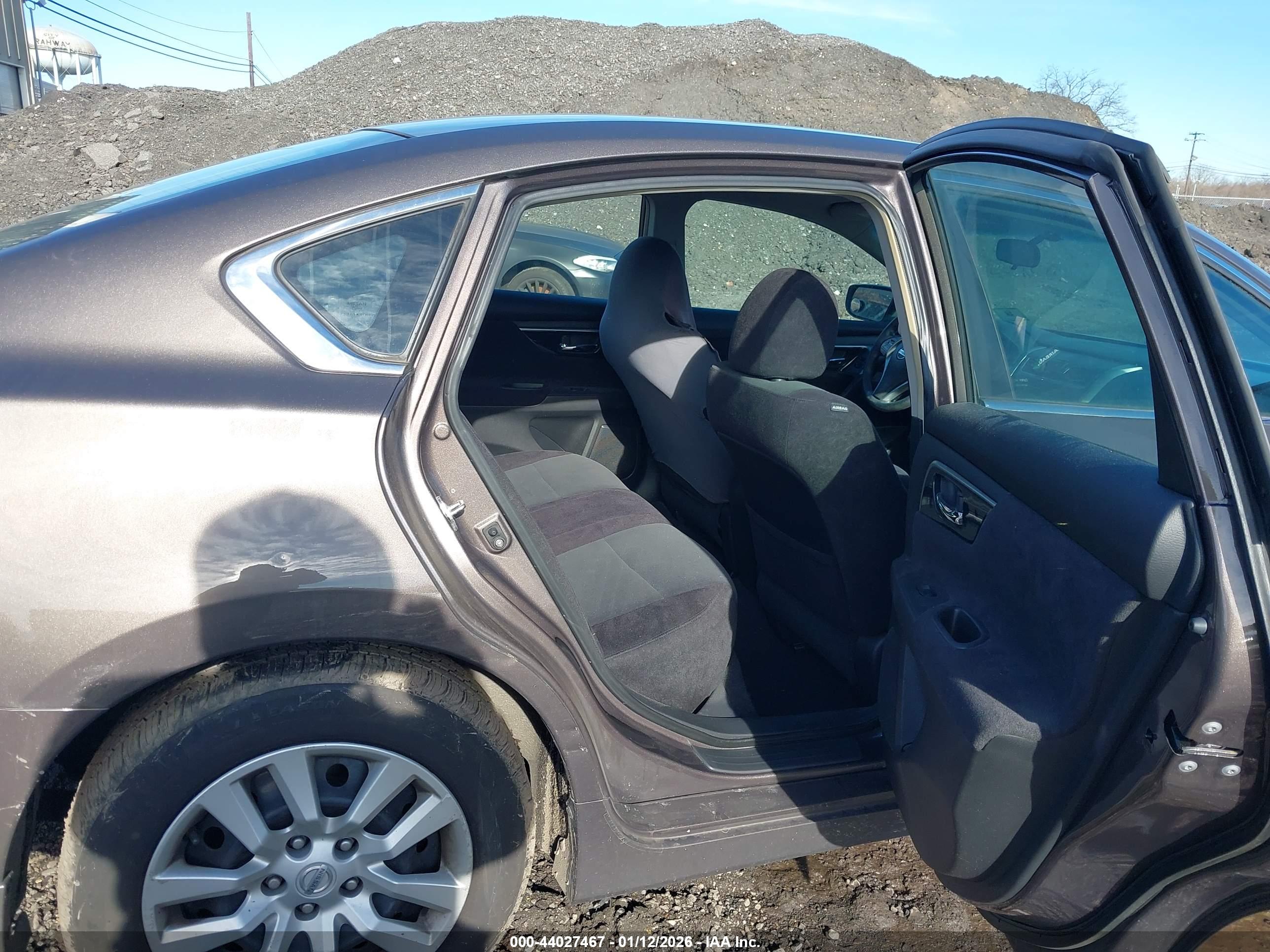 NISSAN ALTIMA image 8