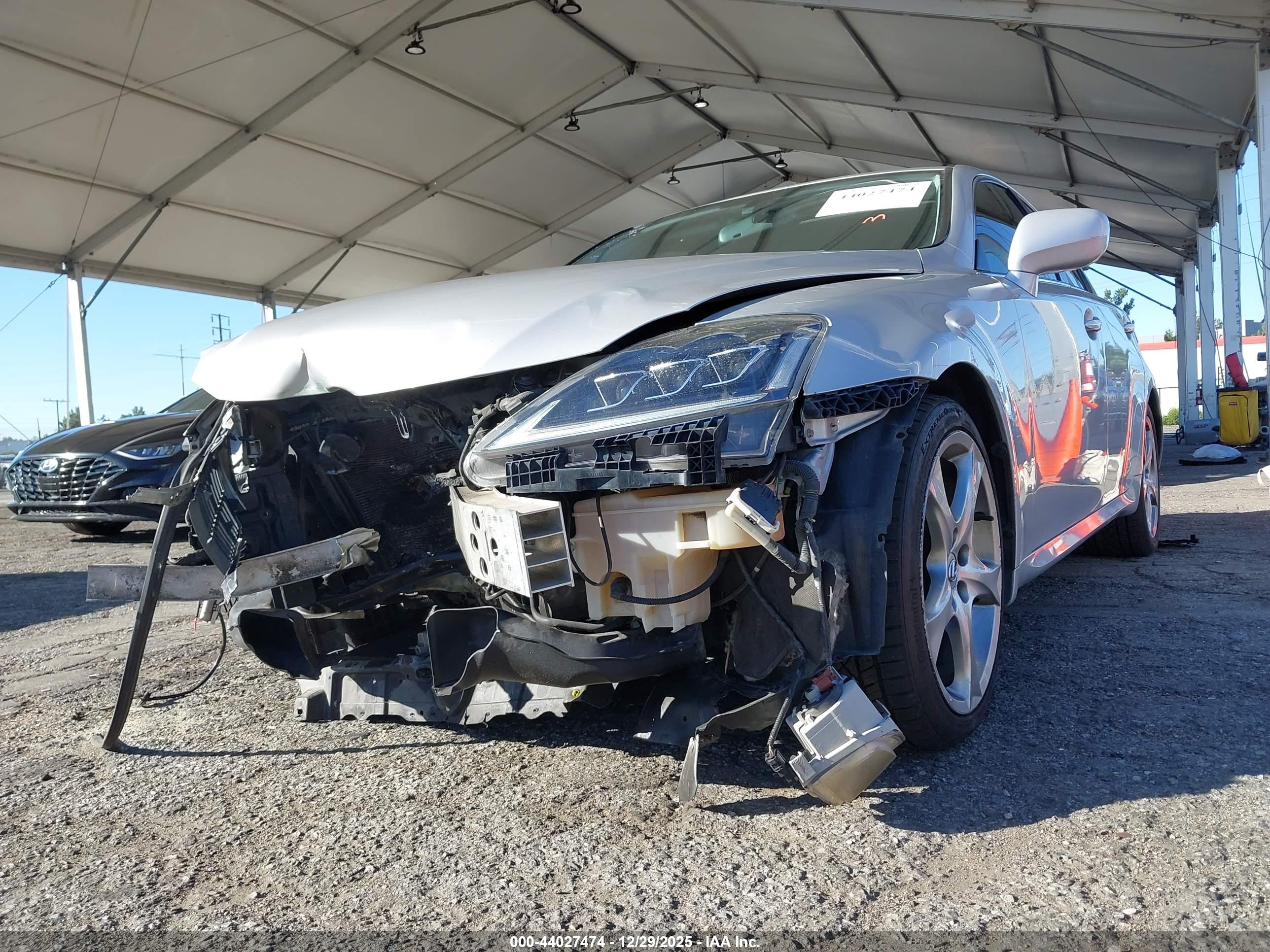LEXUS IS image 6