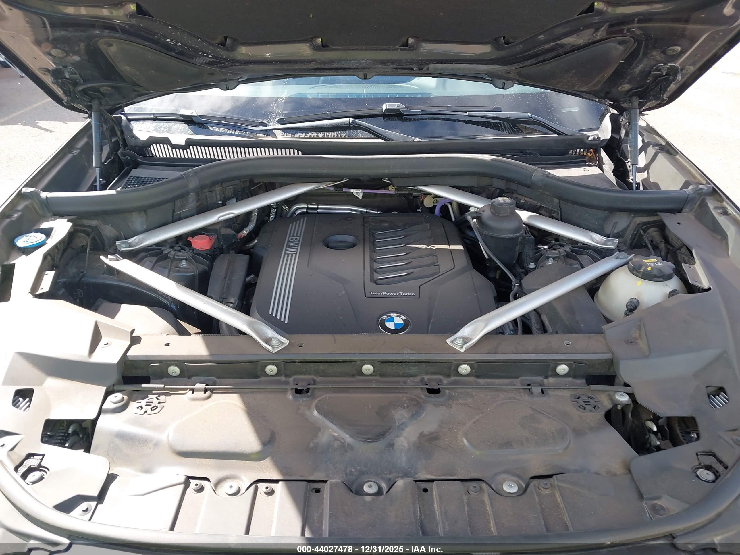 BMW X5 image 10