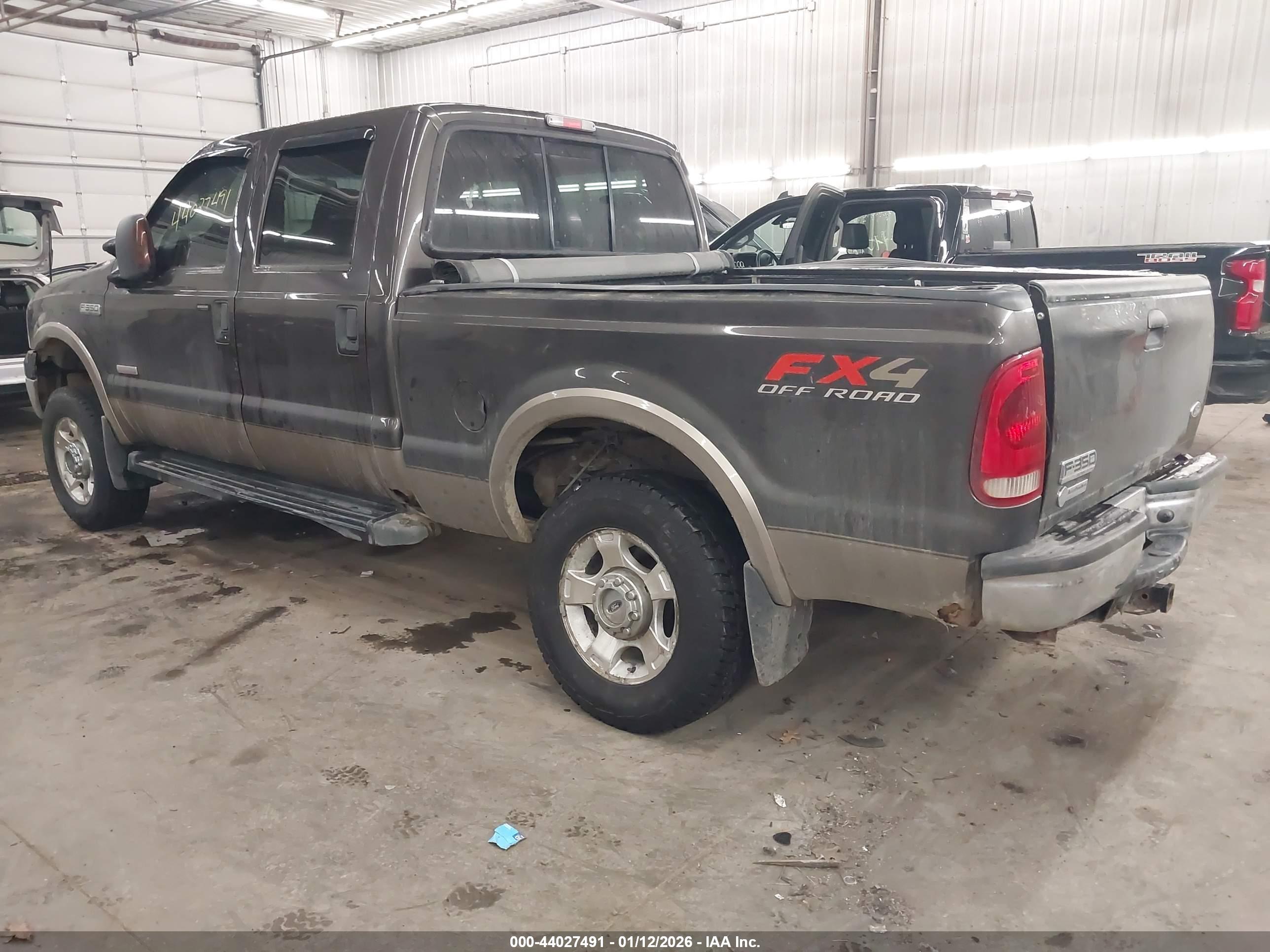 FORD F-350 image 3