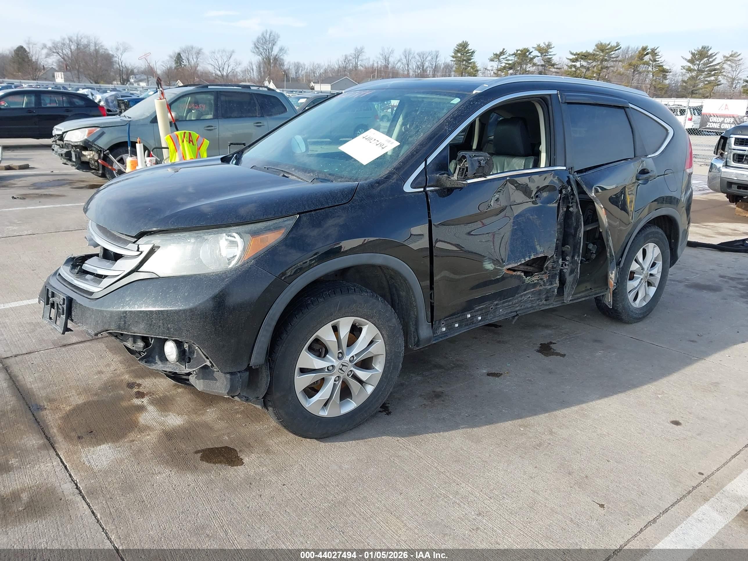 HONDA CR-V image 2