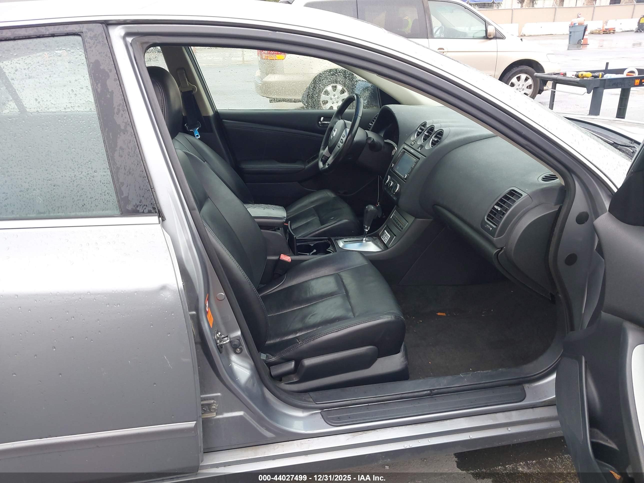 NISSAN ALTIMA image 5