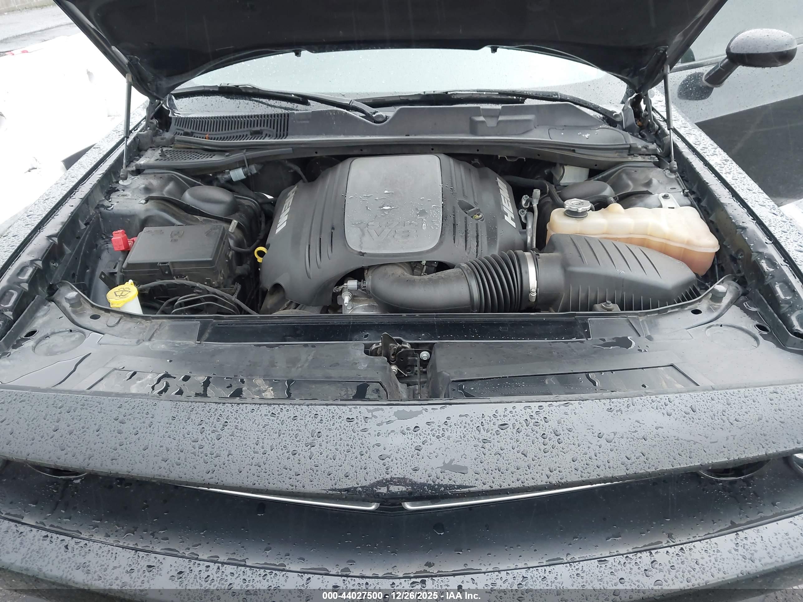 DODGE CHALLENGER image 10