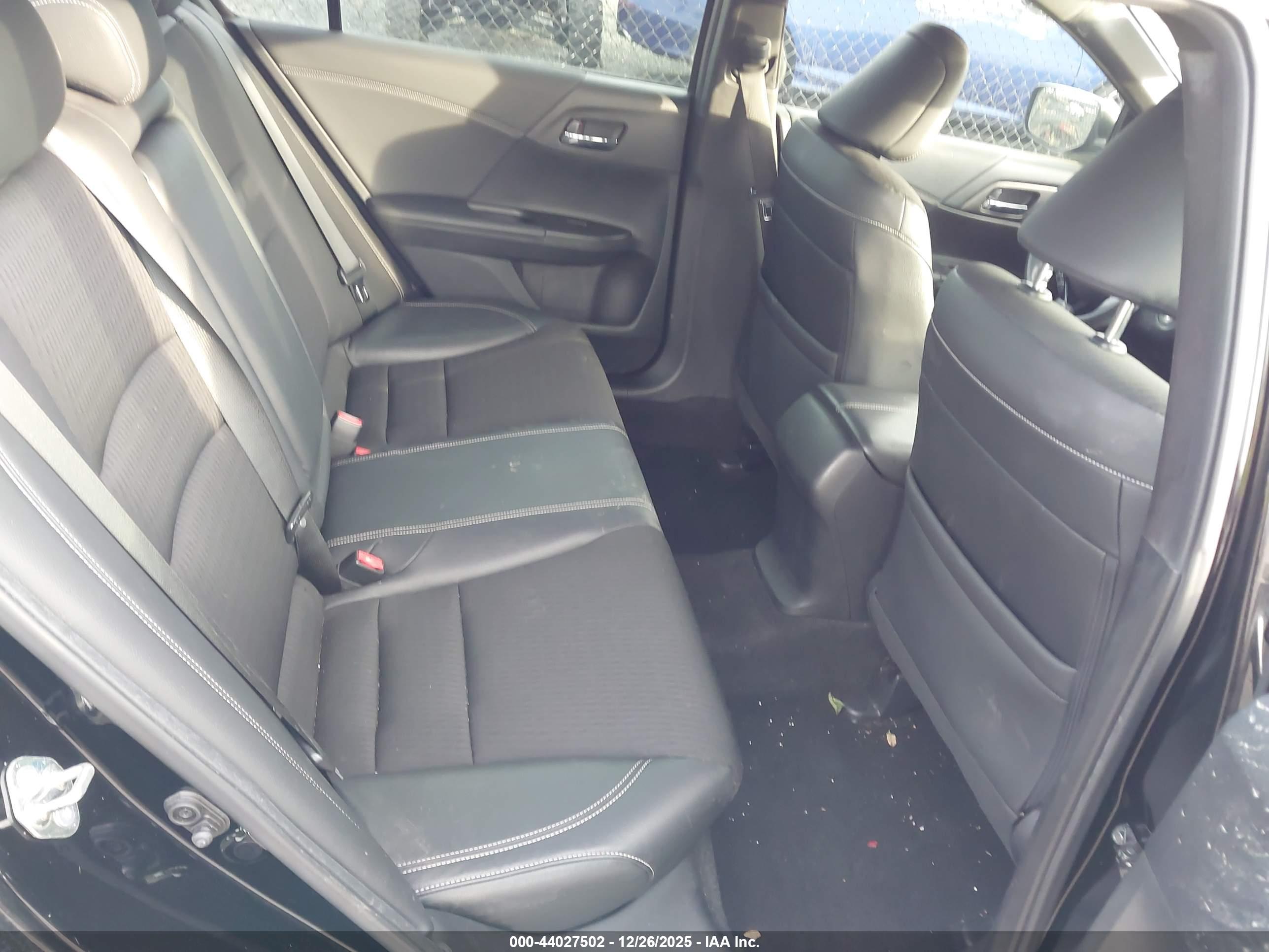 HONDA ACCORD image 8