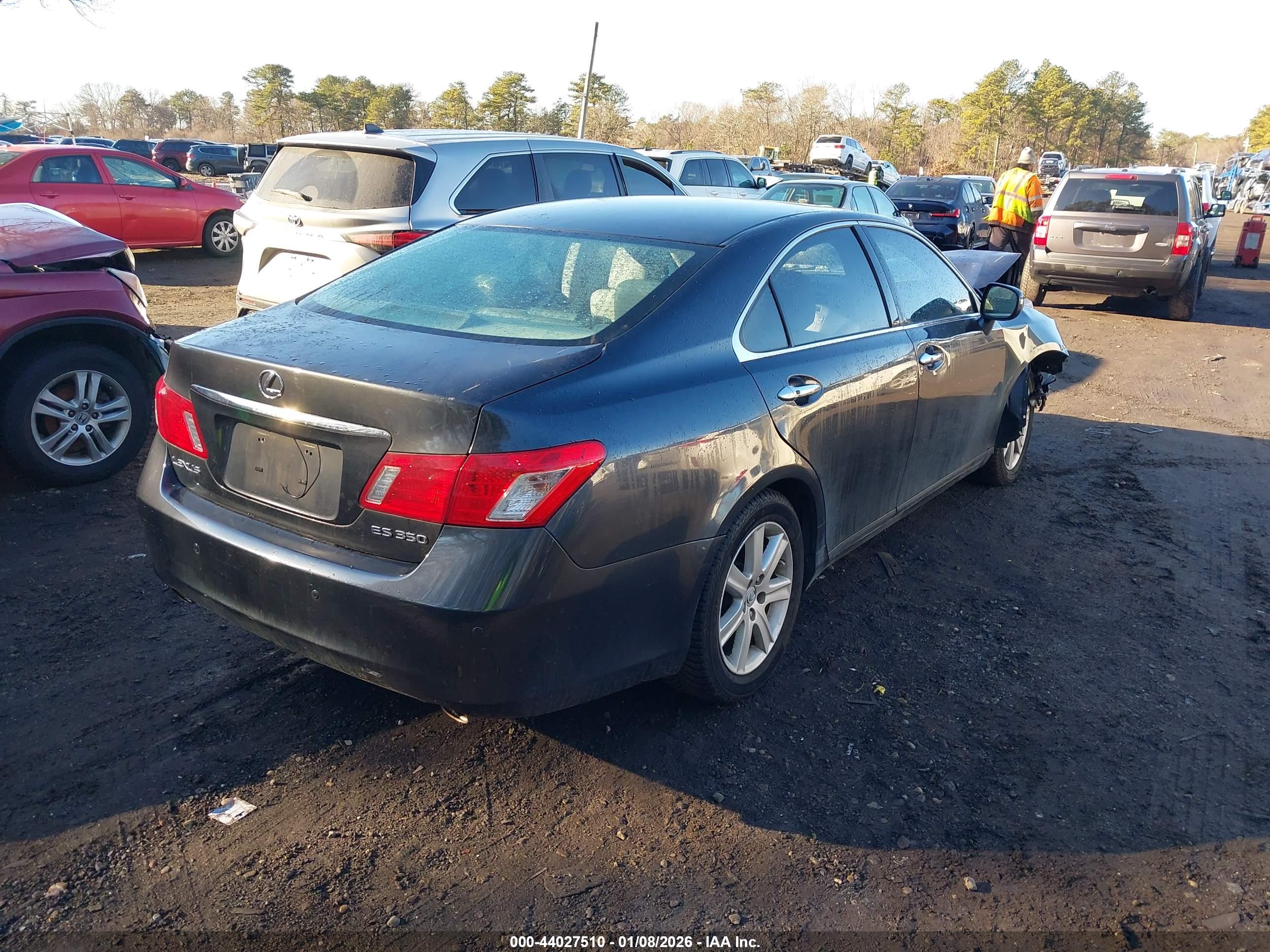 LEXUS ES image 4