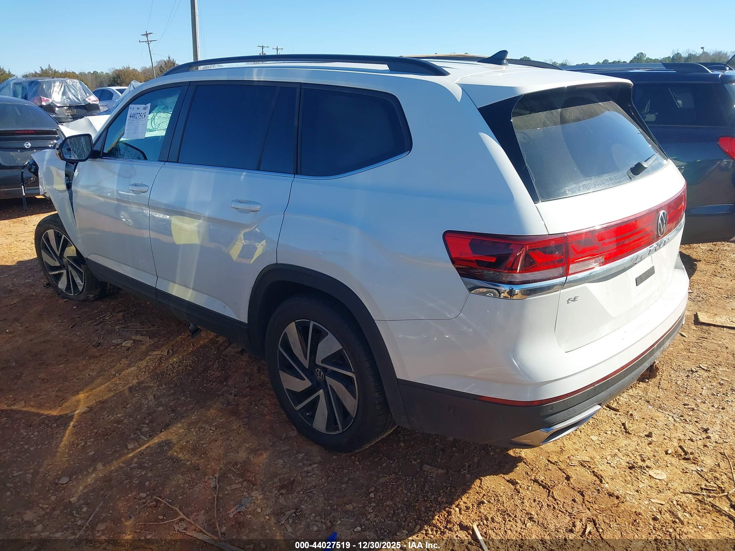 VOLKSWAGEN ATLAS image 3