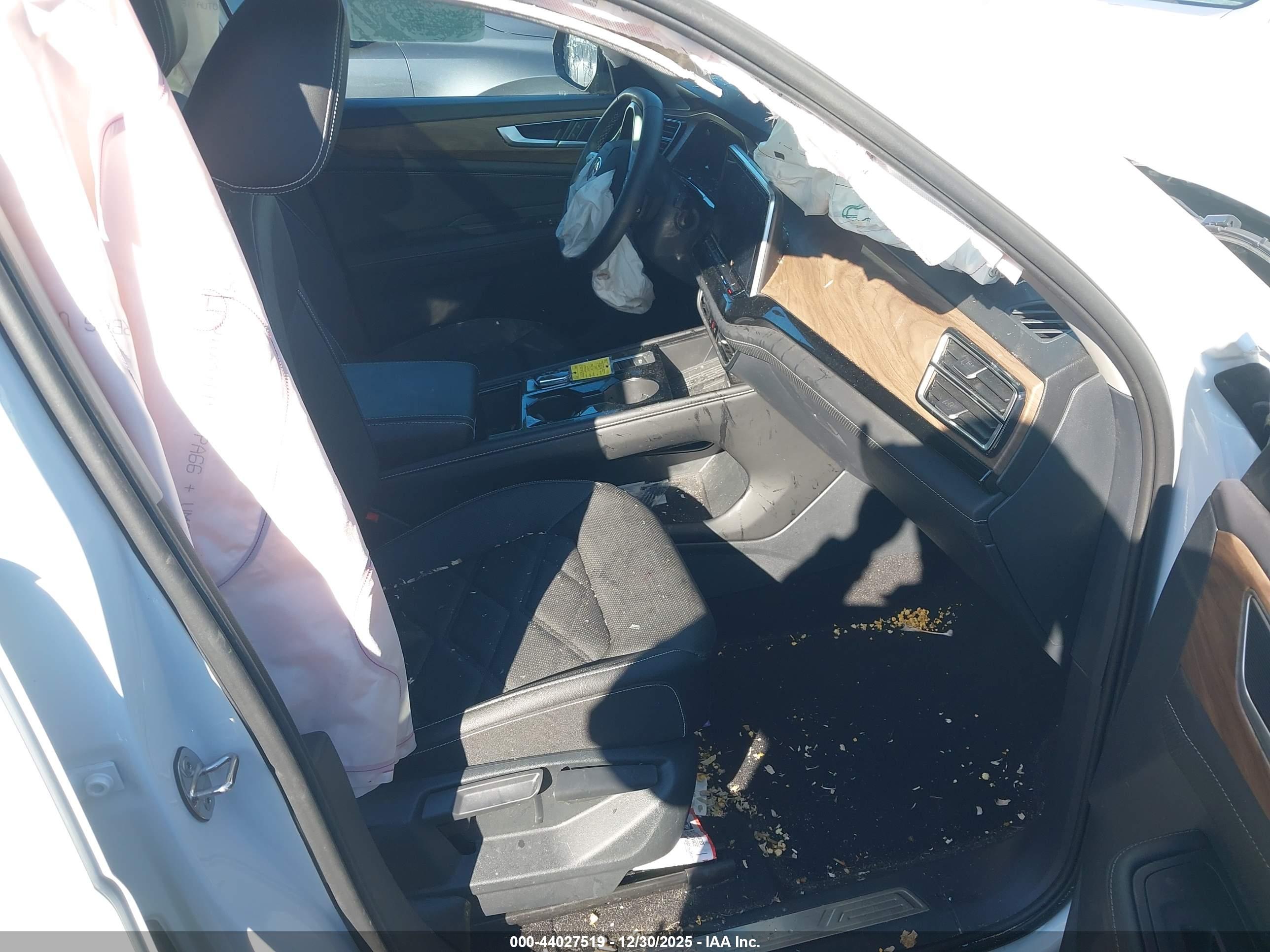 VOLKSWAGEN ATLAS image 5