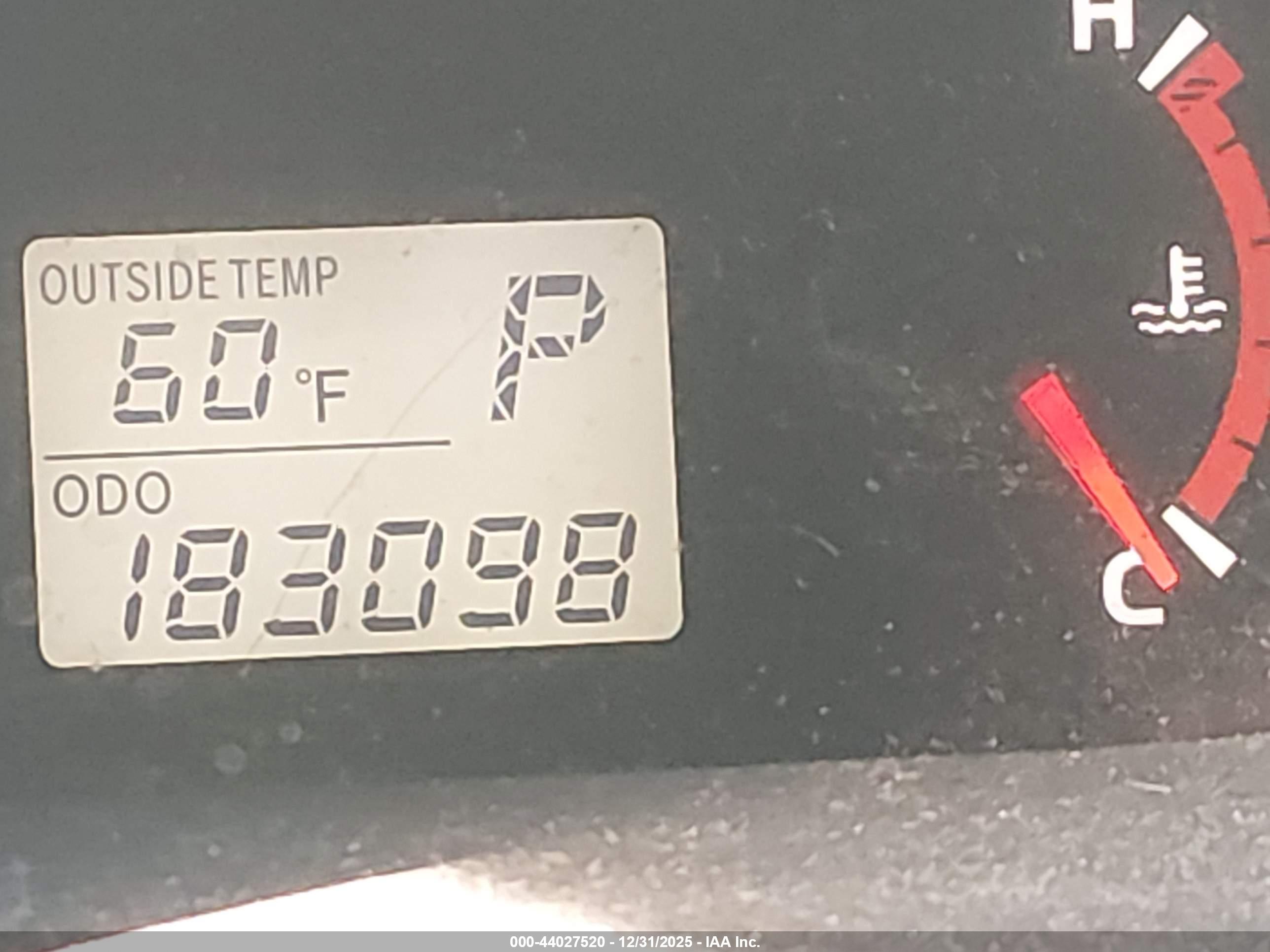 TOYOTA MATRIX image 7