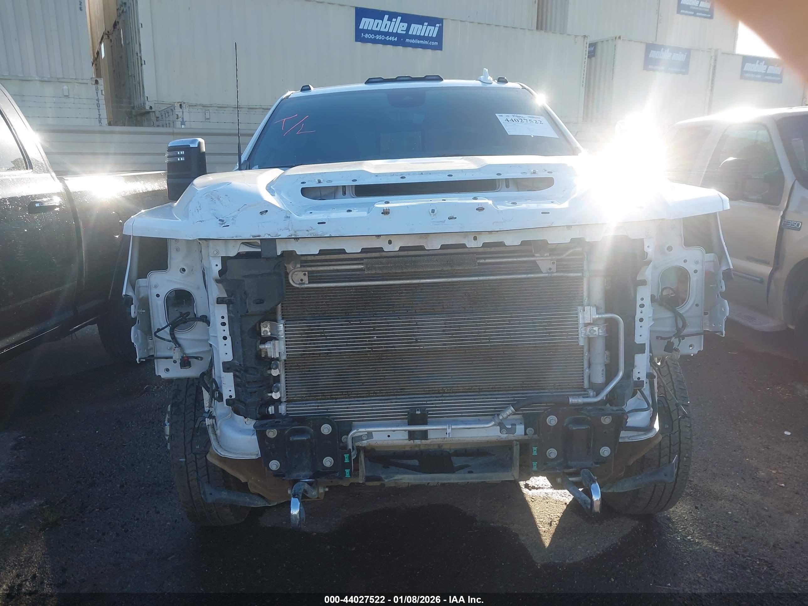 GMC SIERRA image 6