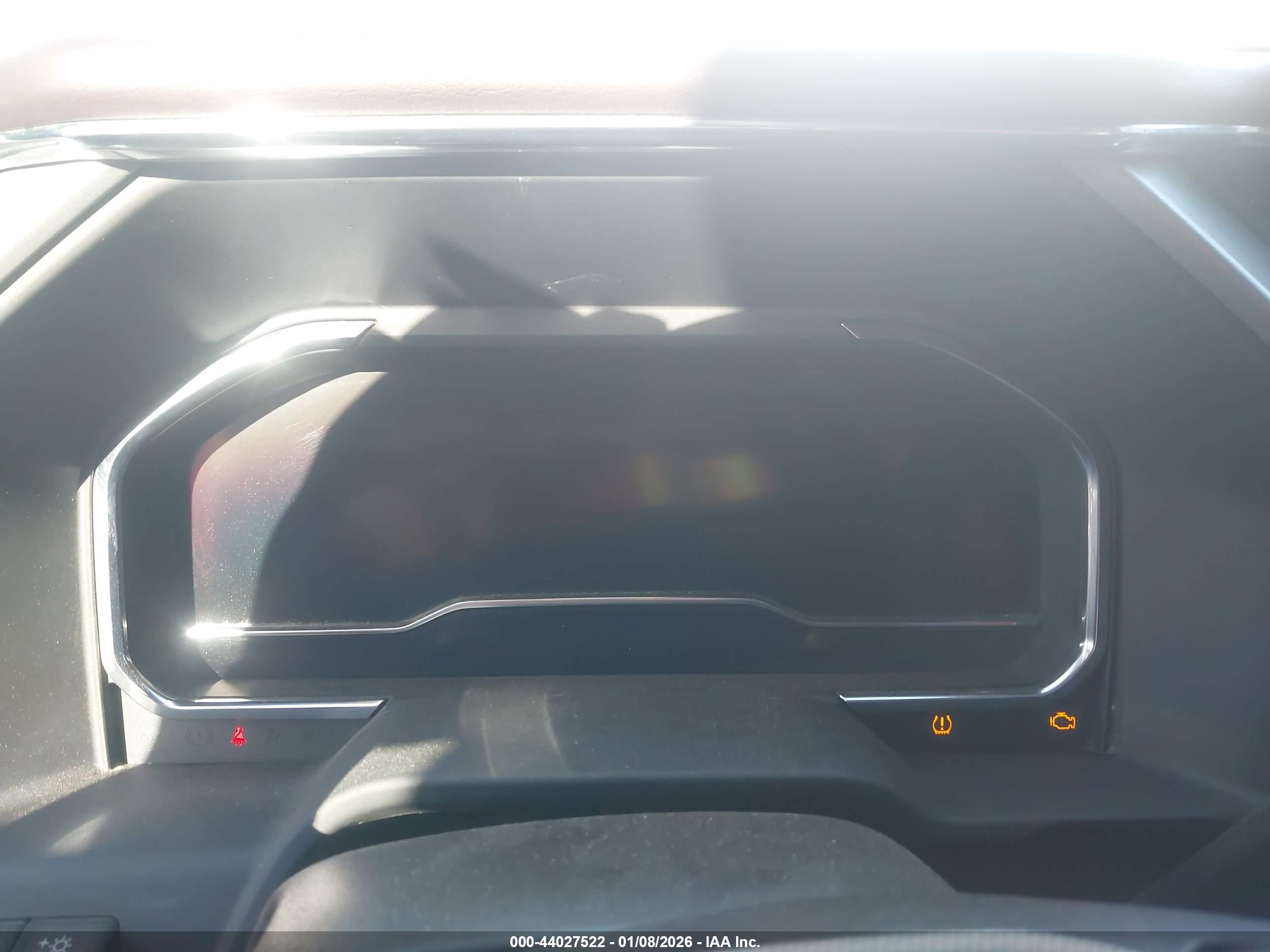 GMC SIERRA image 7
