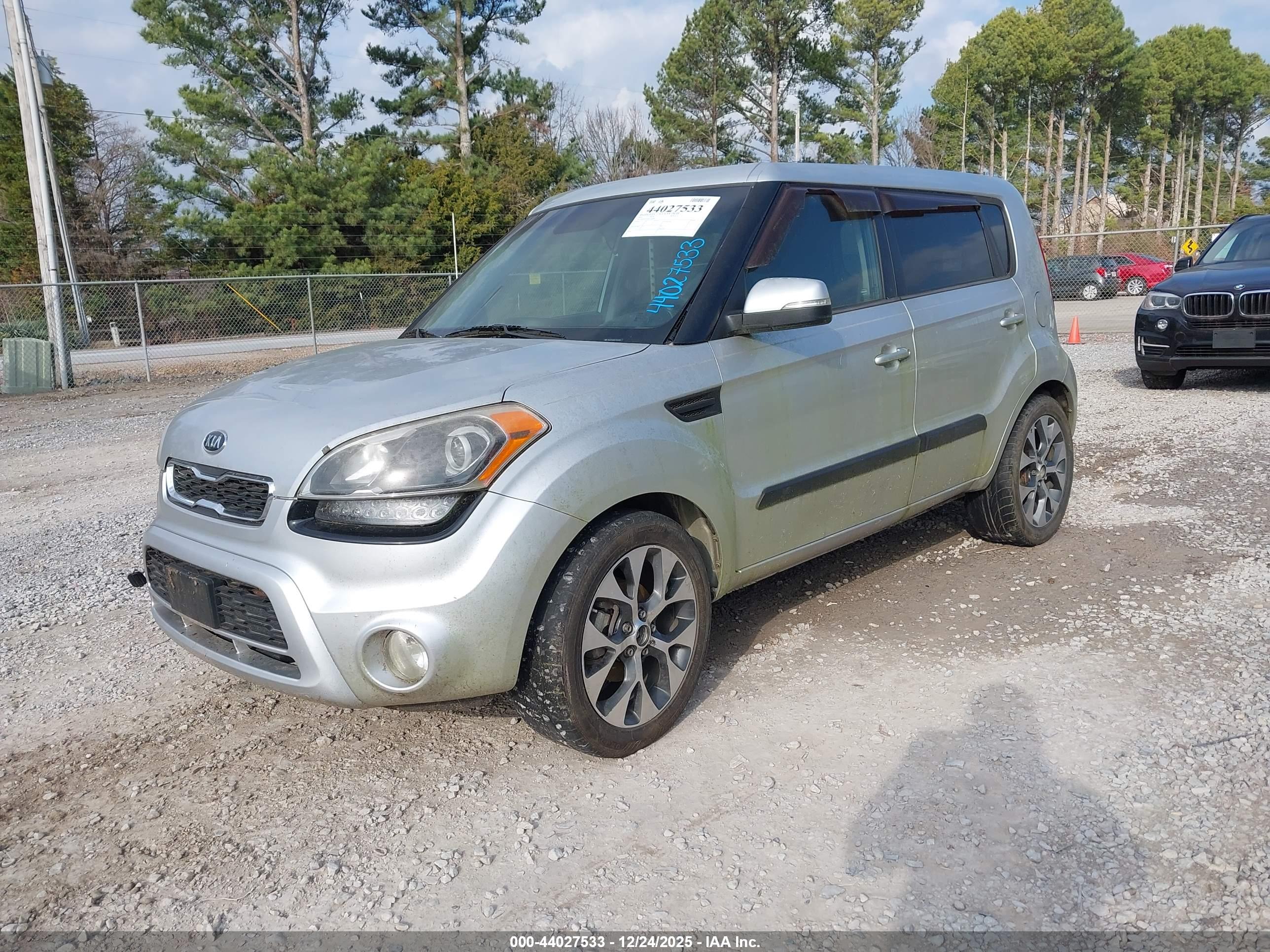 KIA SOUL image 2
