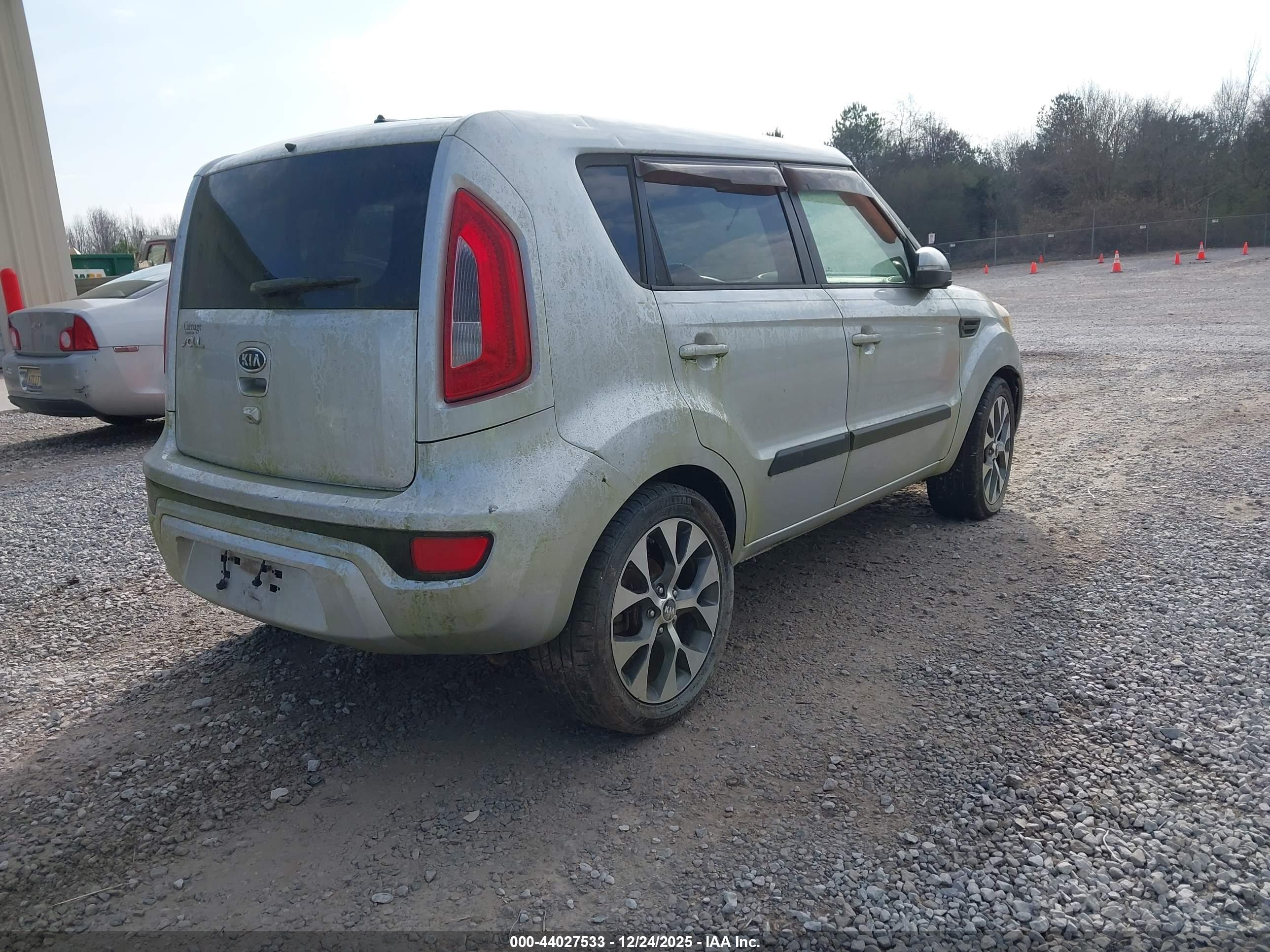 KIA SOUL image 4