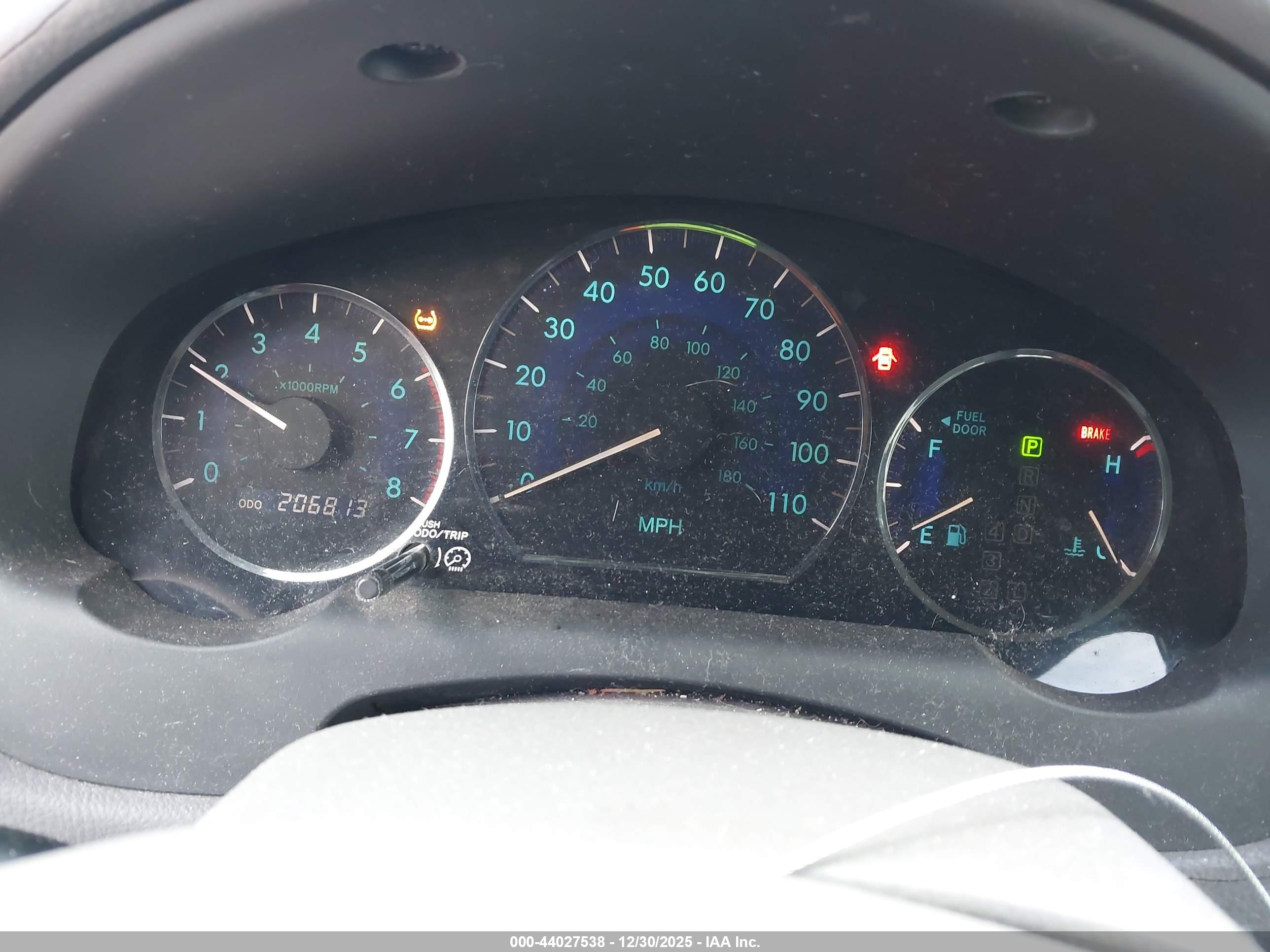 TOYOTA SIENNA image 7
