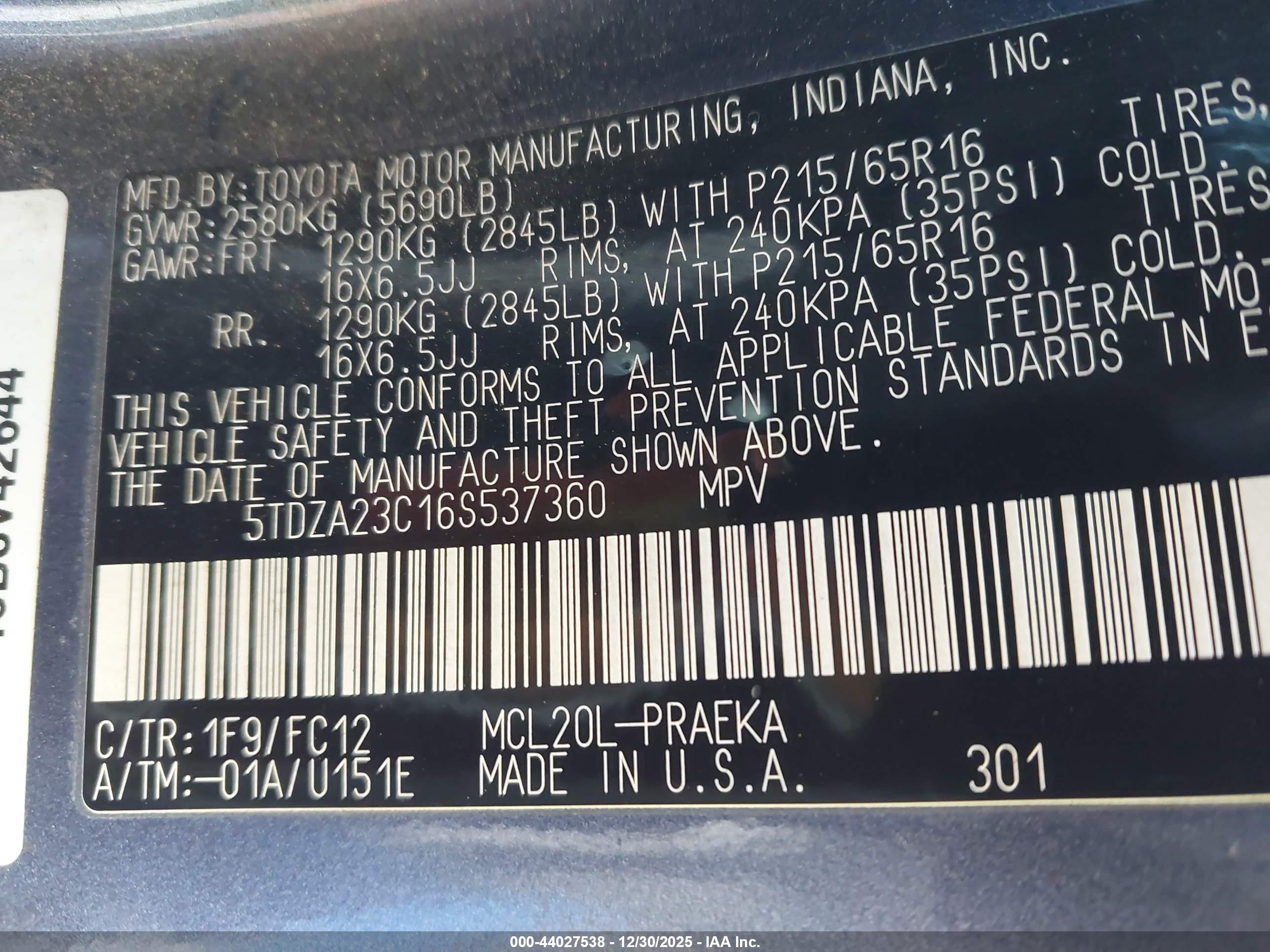 TOYOTA SIENNA image 9