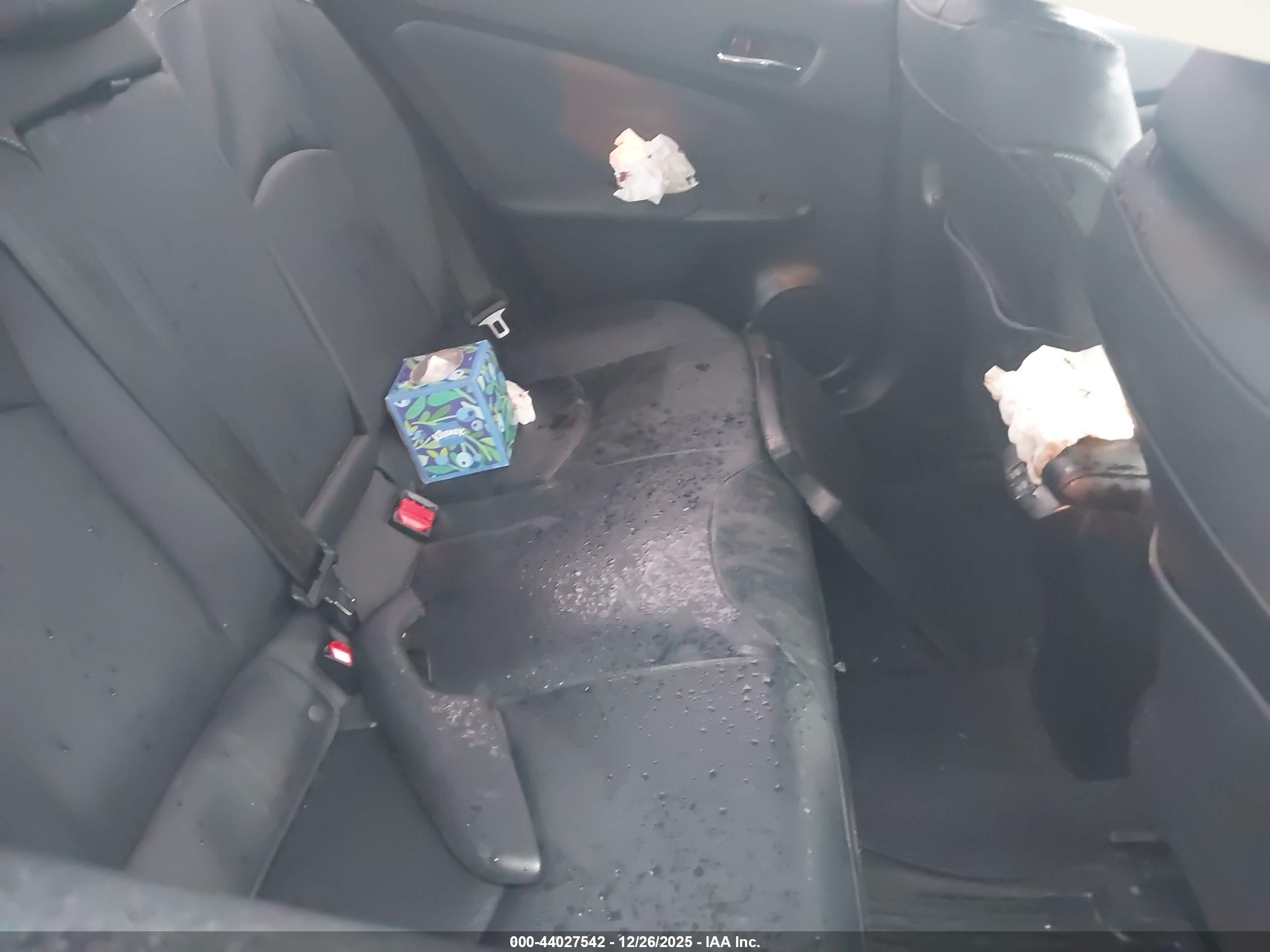 TOYOTA PRIUS image 8