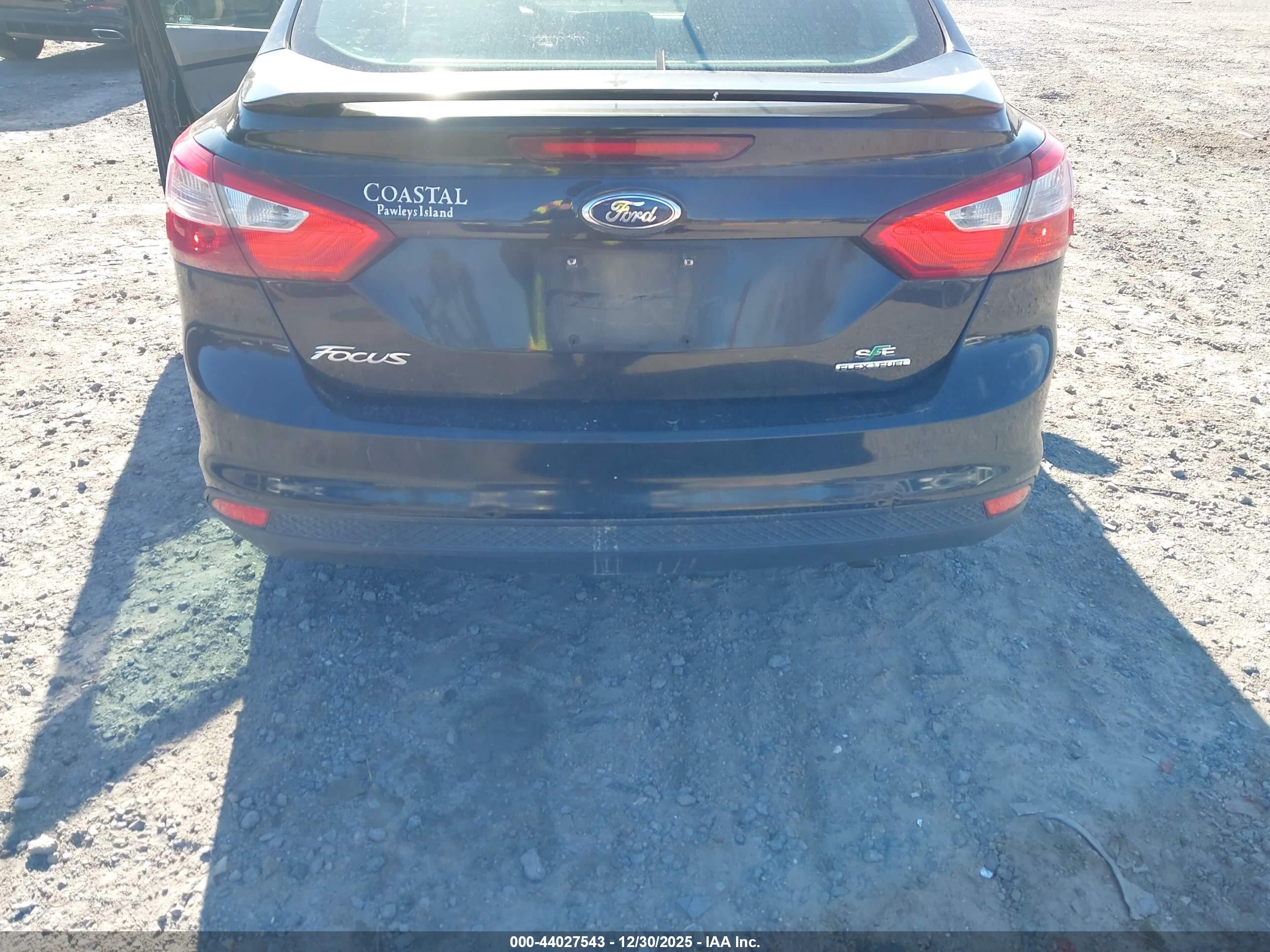 FORD FOCUS image 6