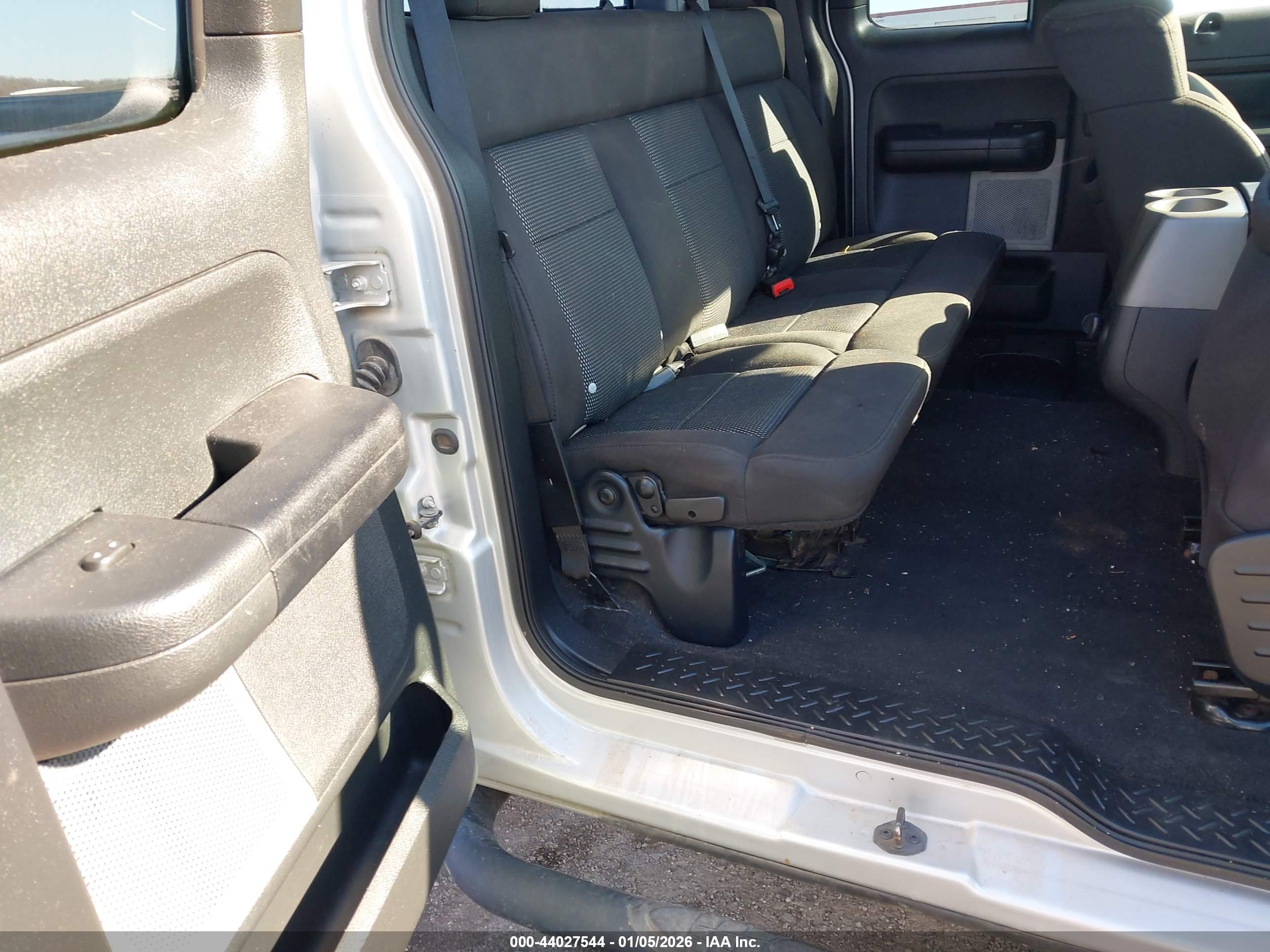 FORD F-150 image 8