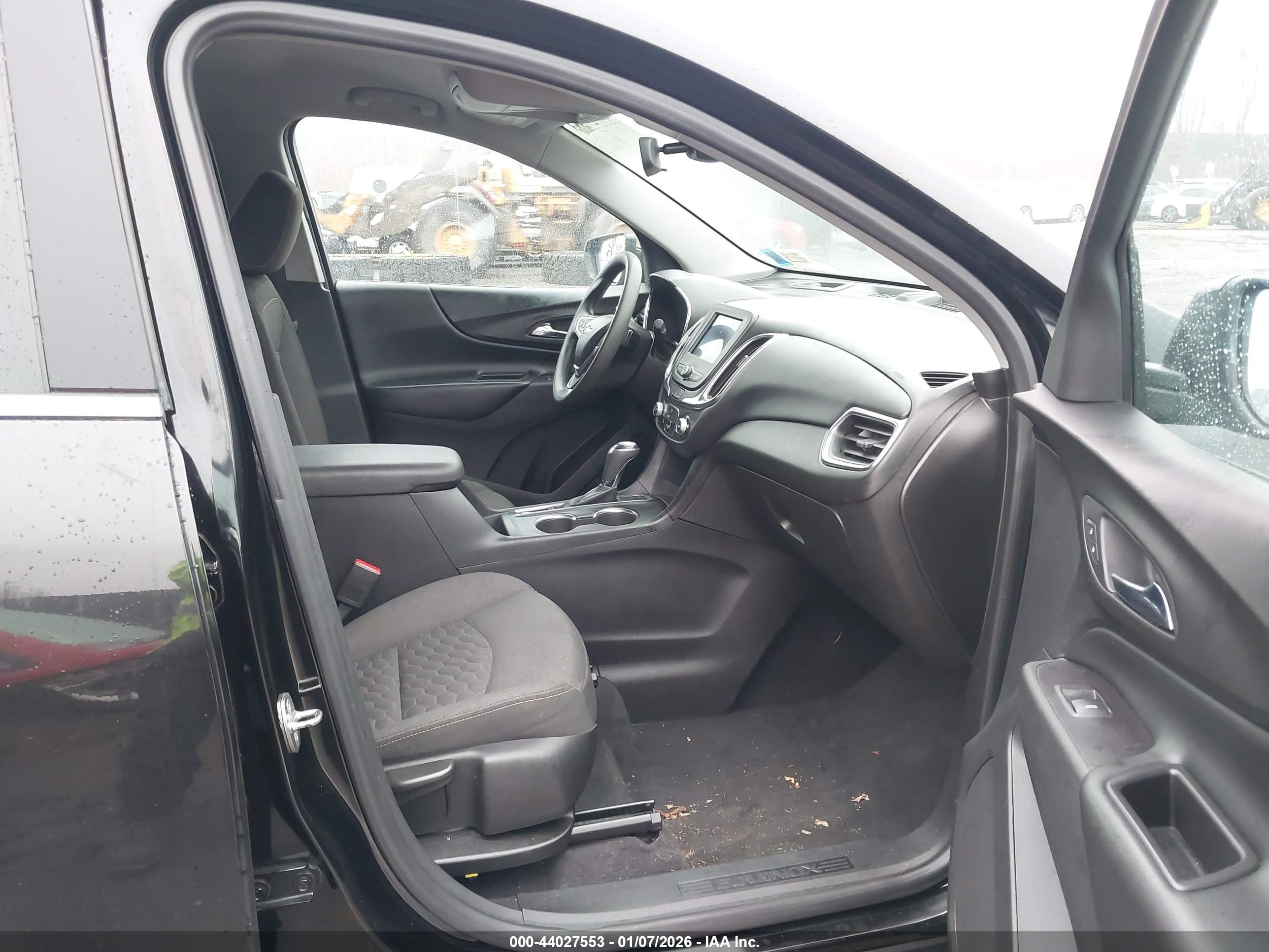 CHEVROLET EQUINOX image 5