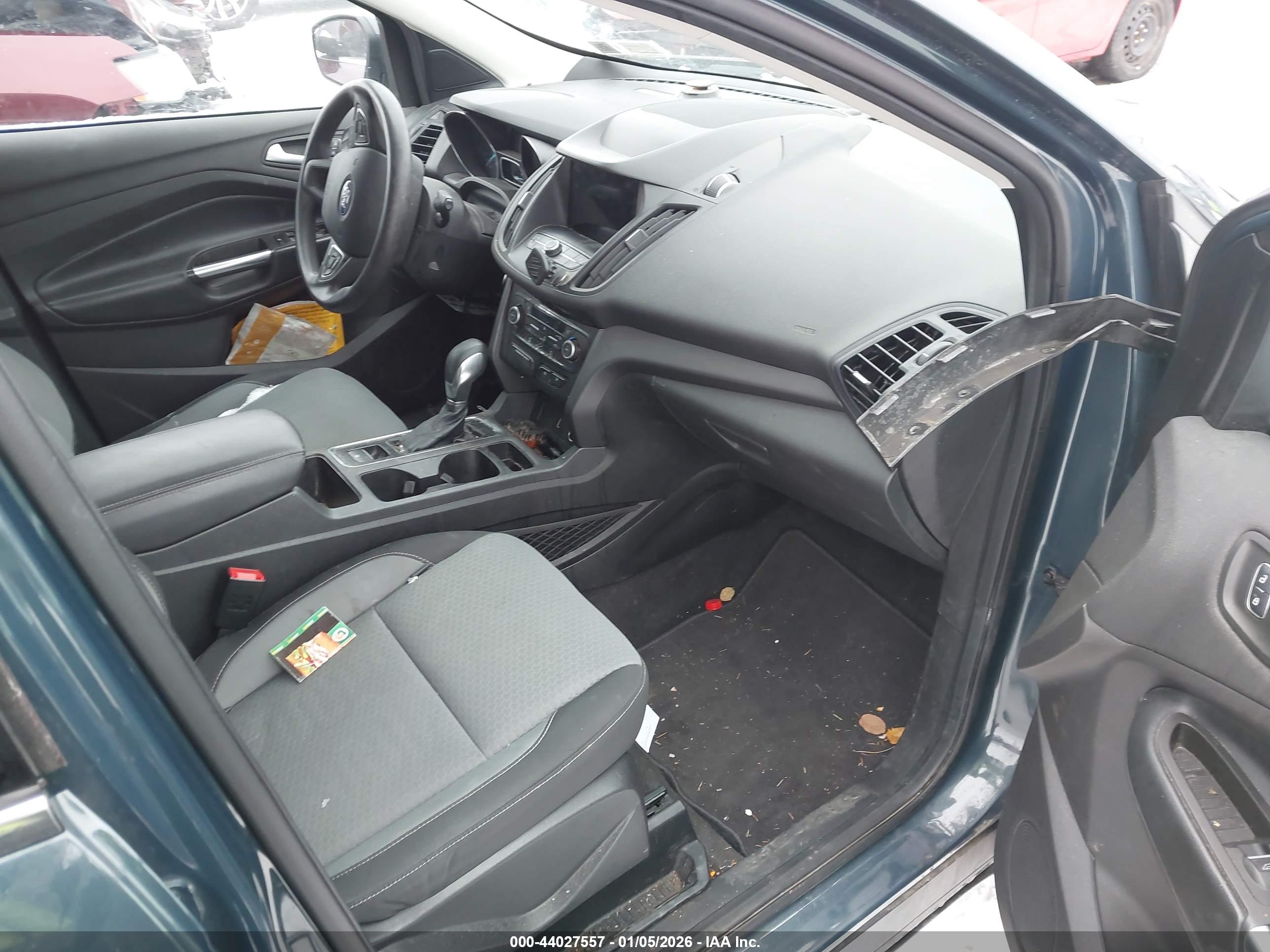 FORD ESCAPE image 5