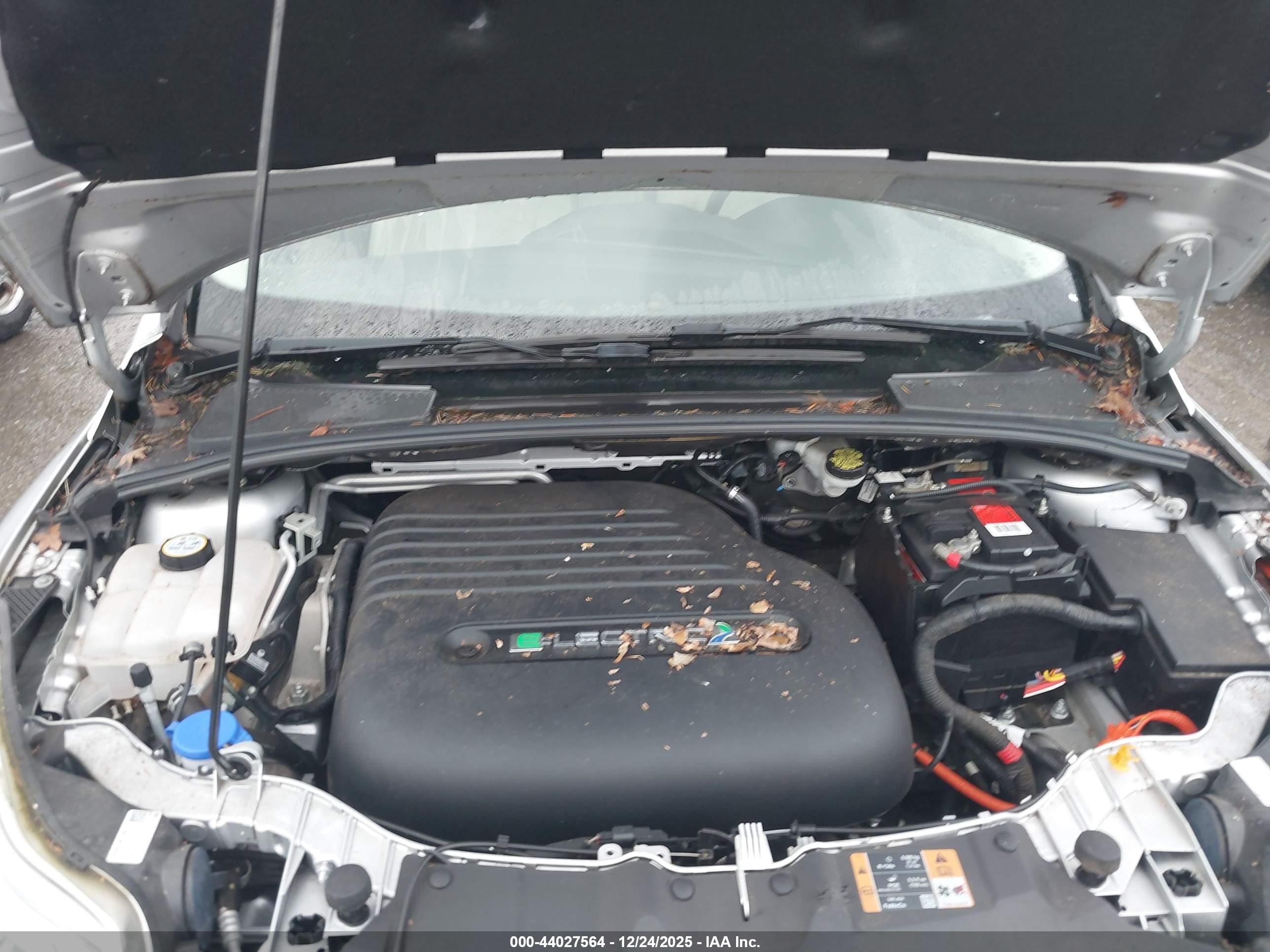 FORD FOCUS image 10