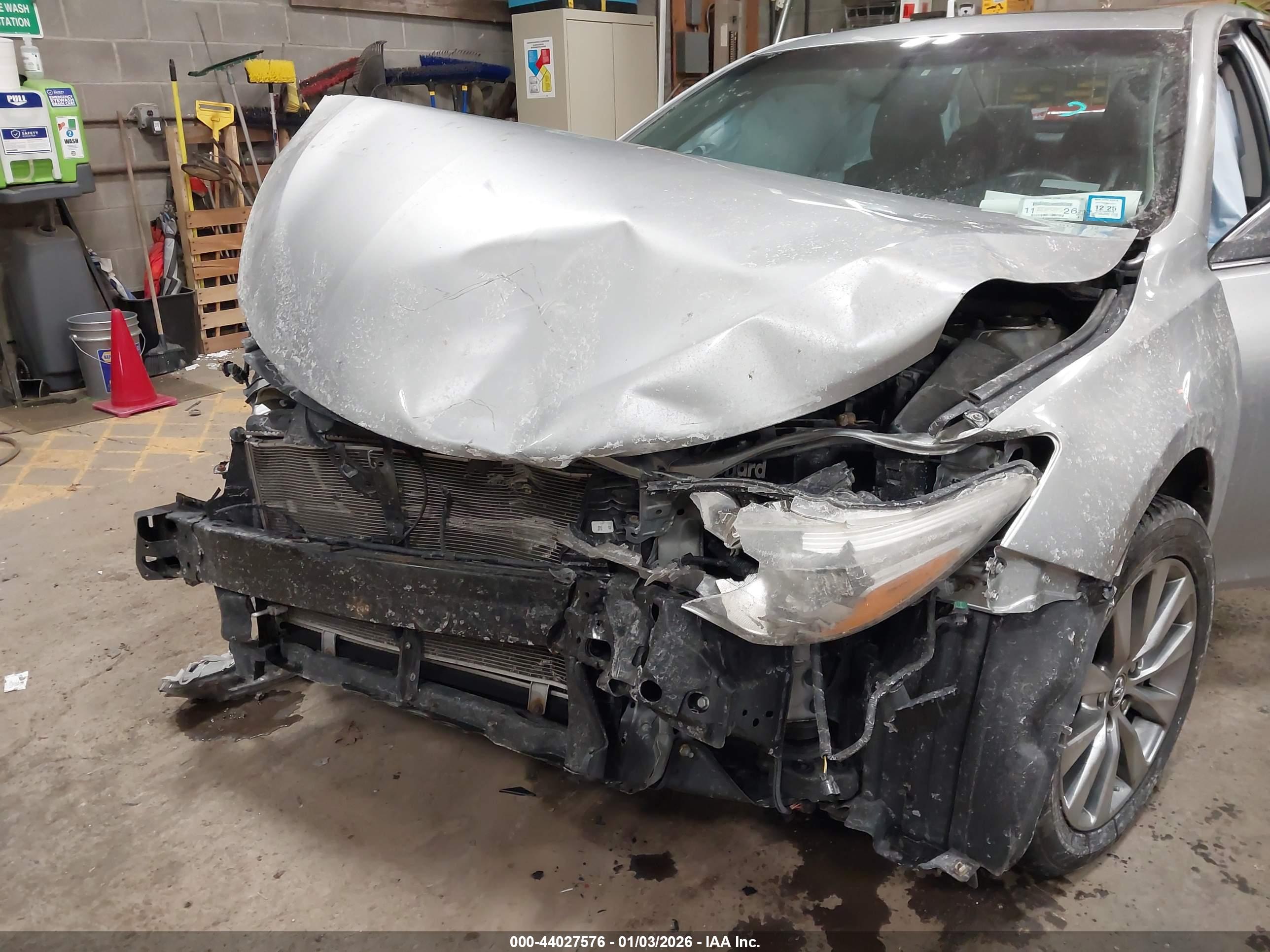 TOYOTA CAMRY image 6