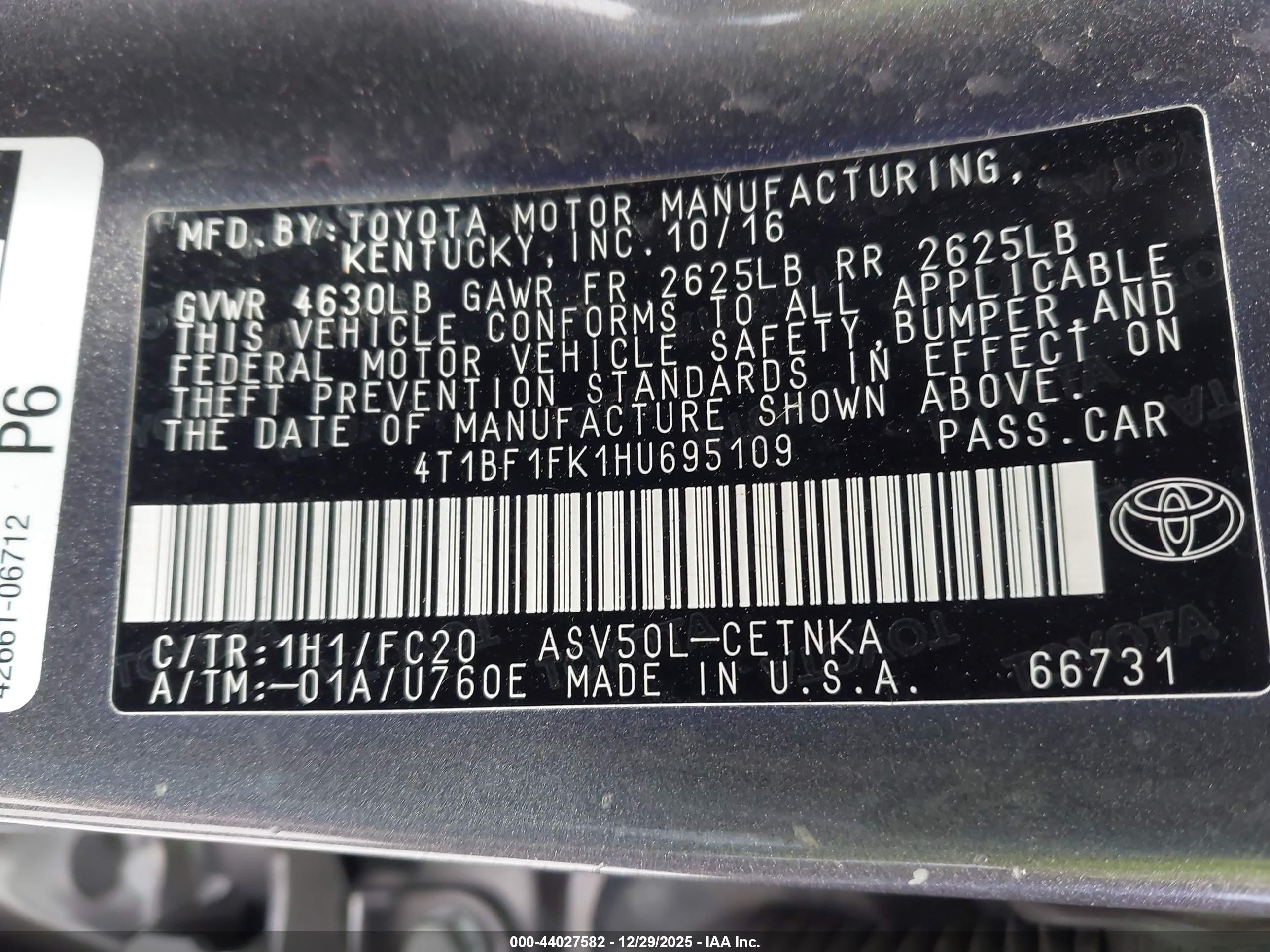 TOYOTA CAMRY image 9