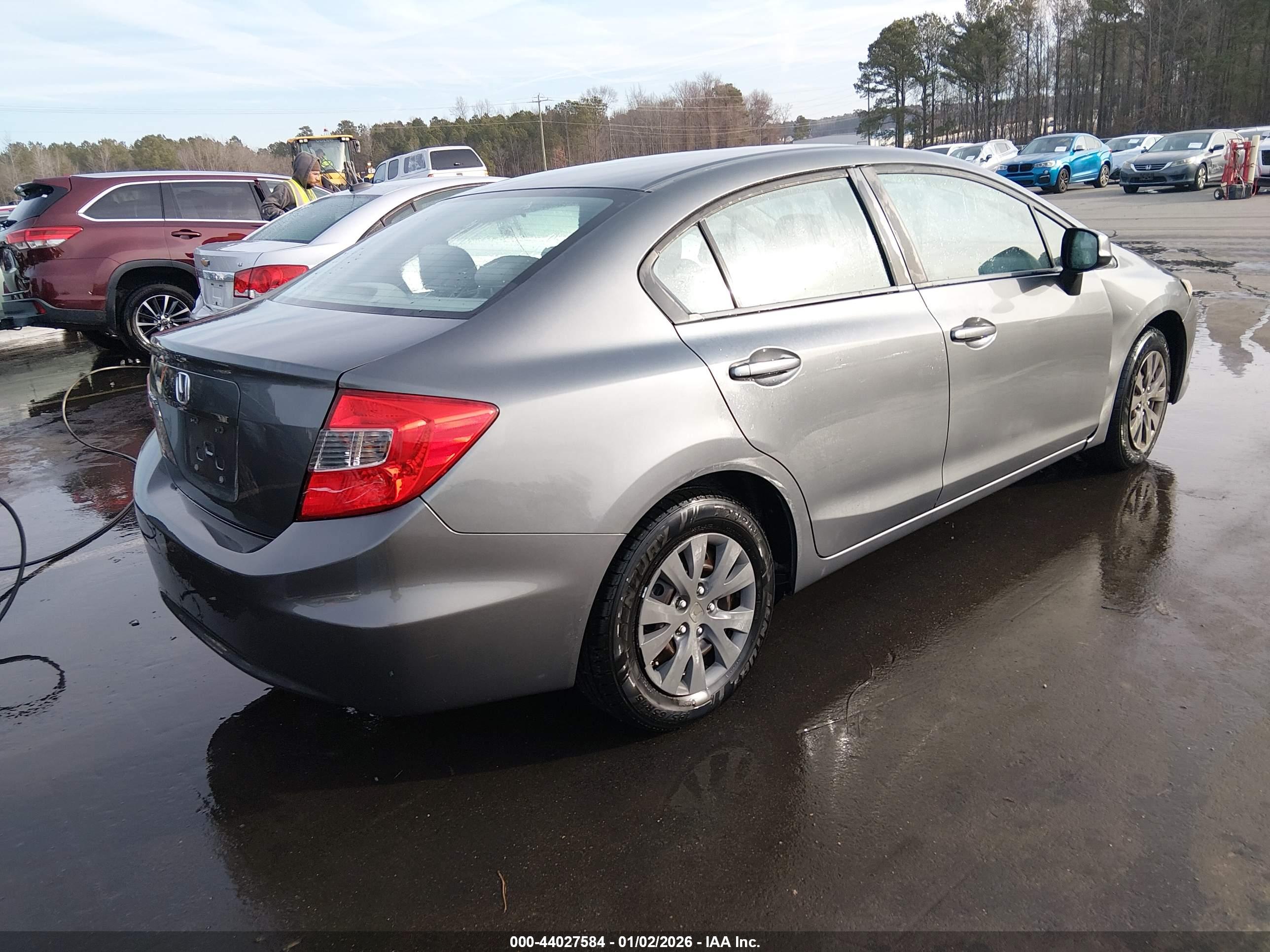 HONDA CIVIC image 4
