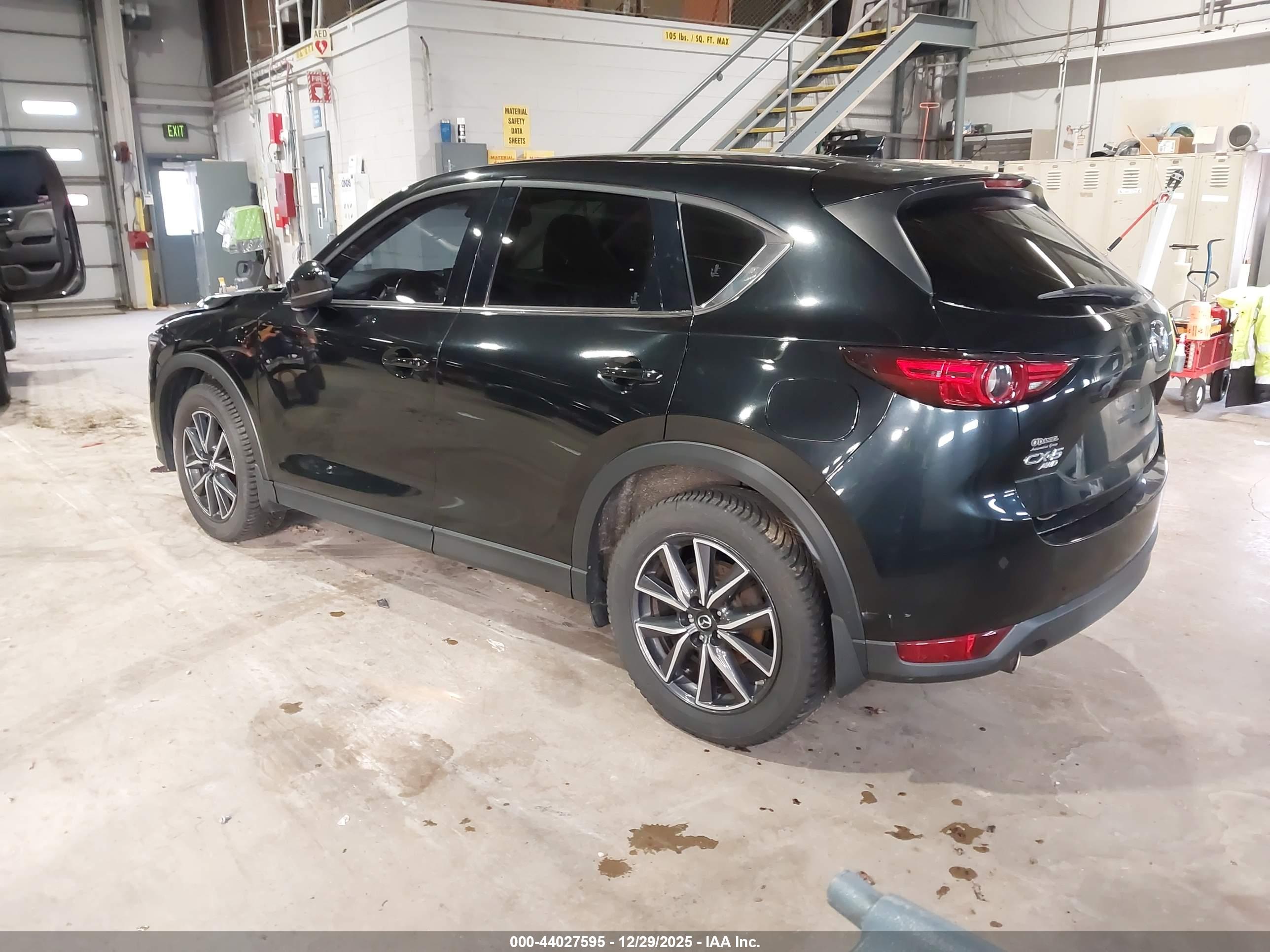 MAZDA CX-5 image 3