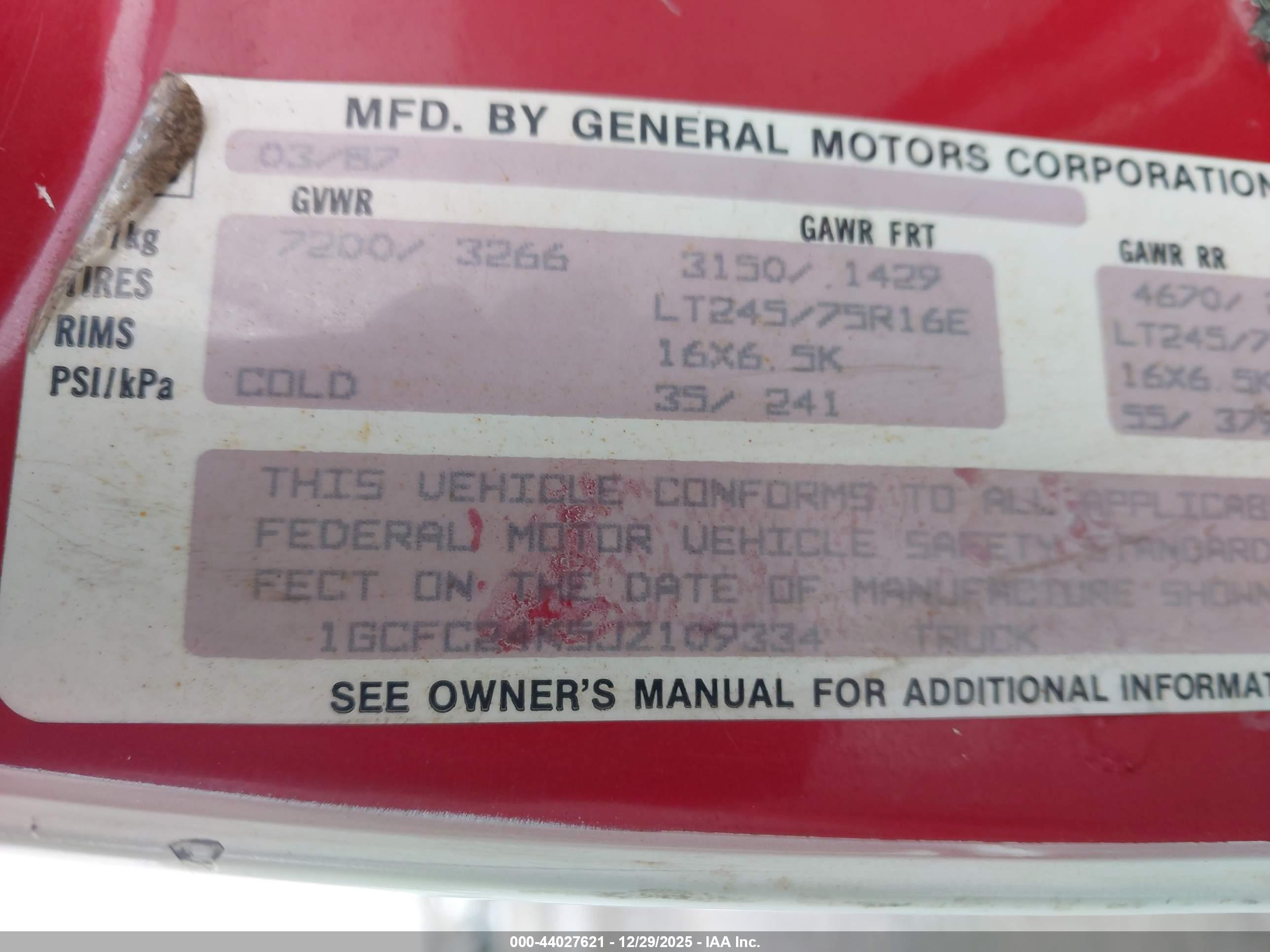 CHEVROLET GMT-400 image 9