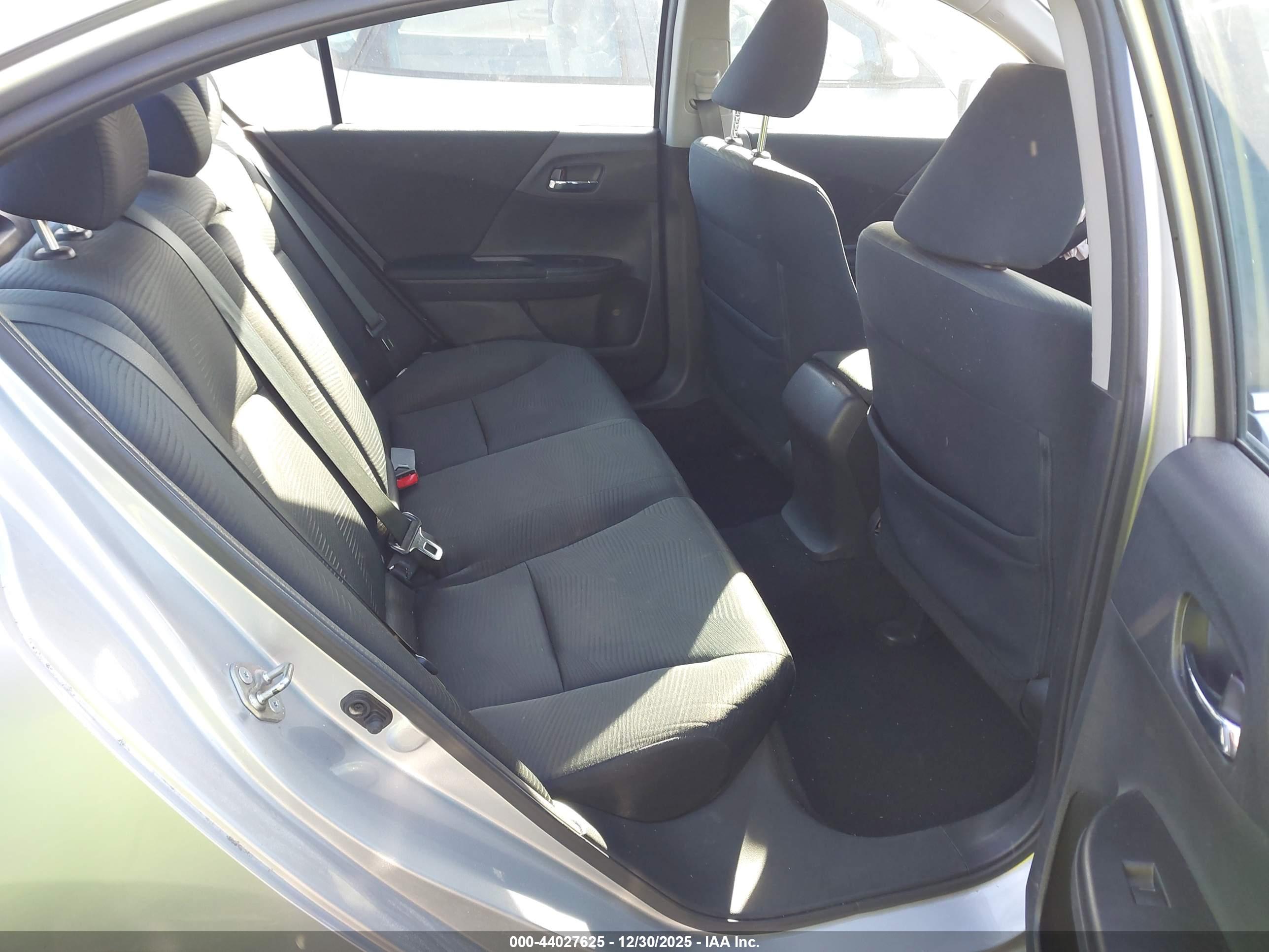 HONDA ACCORD image 8