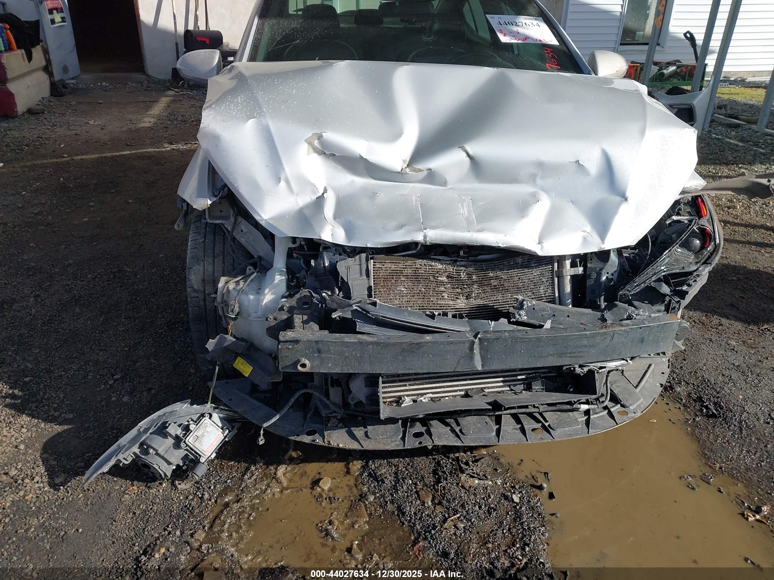 HYUNDAI ELANTRA image 6