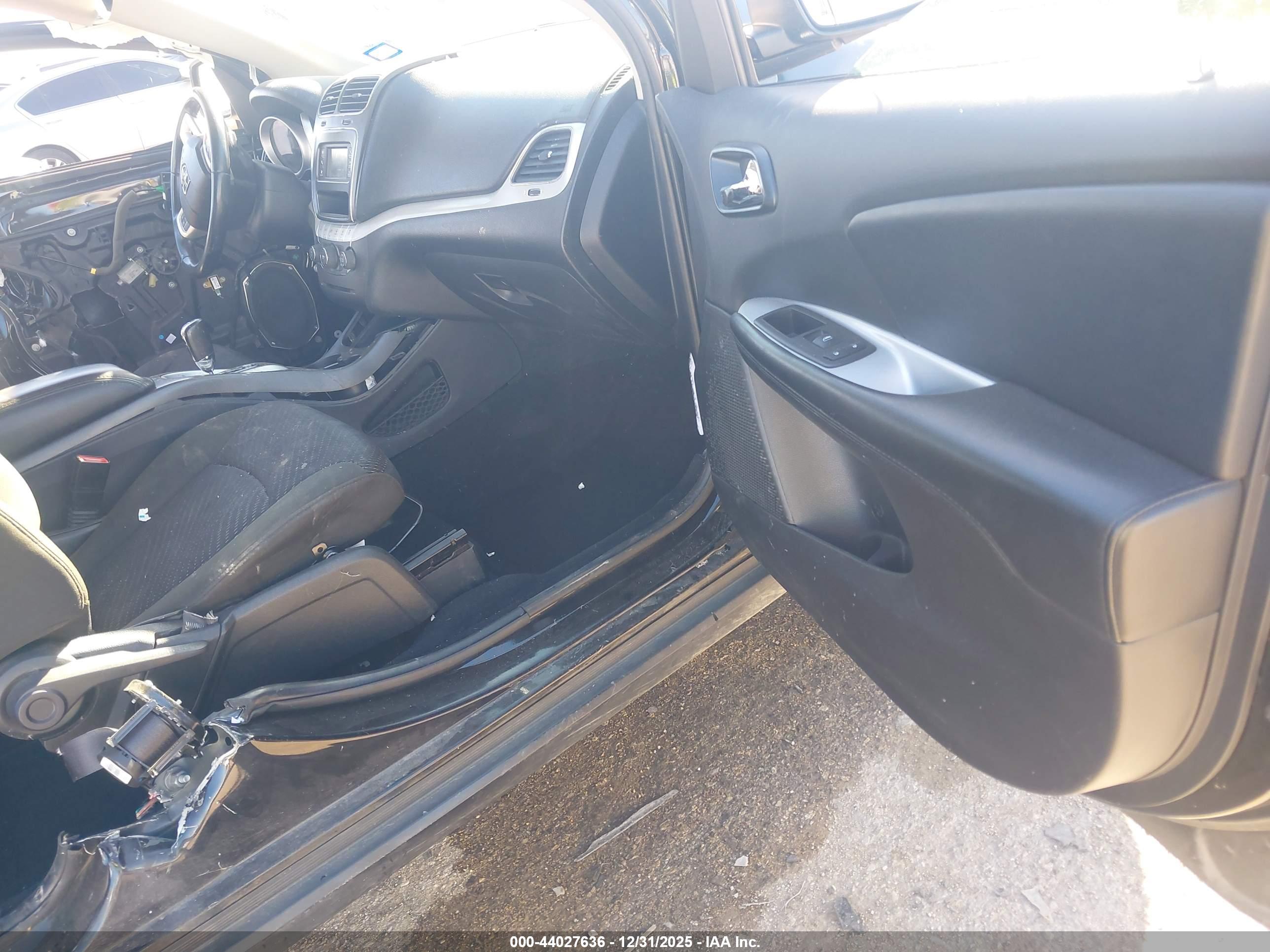DODGE JOURNEY image 5