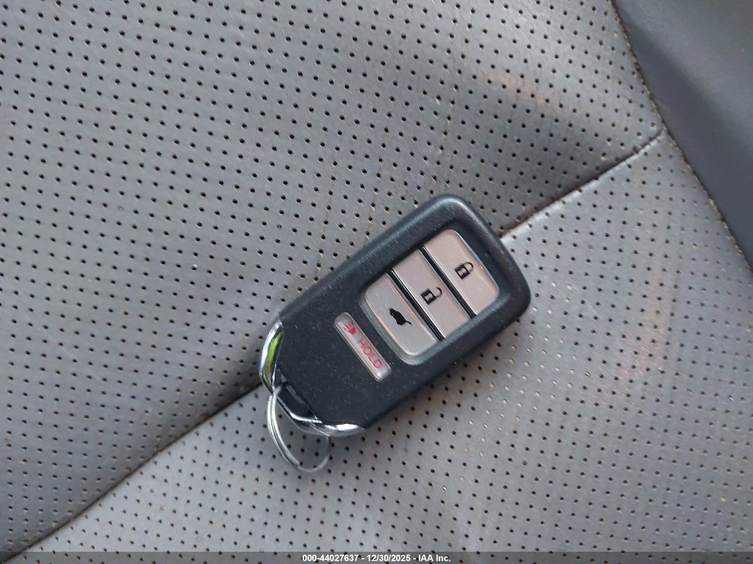 HONDA CR-V image 11