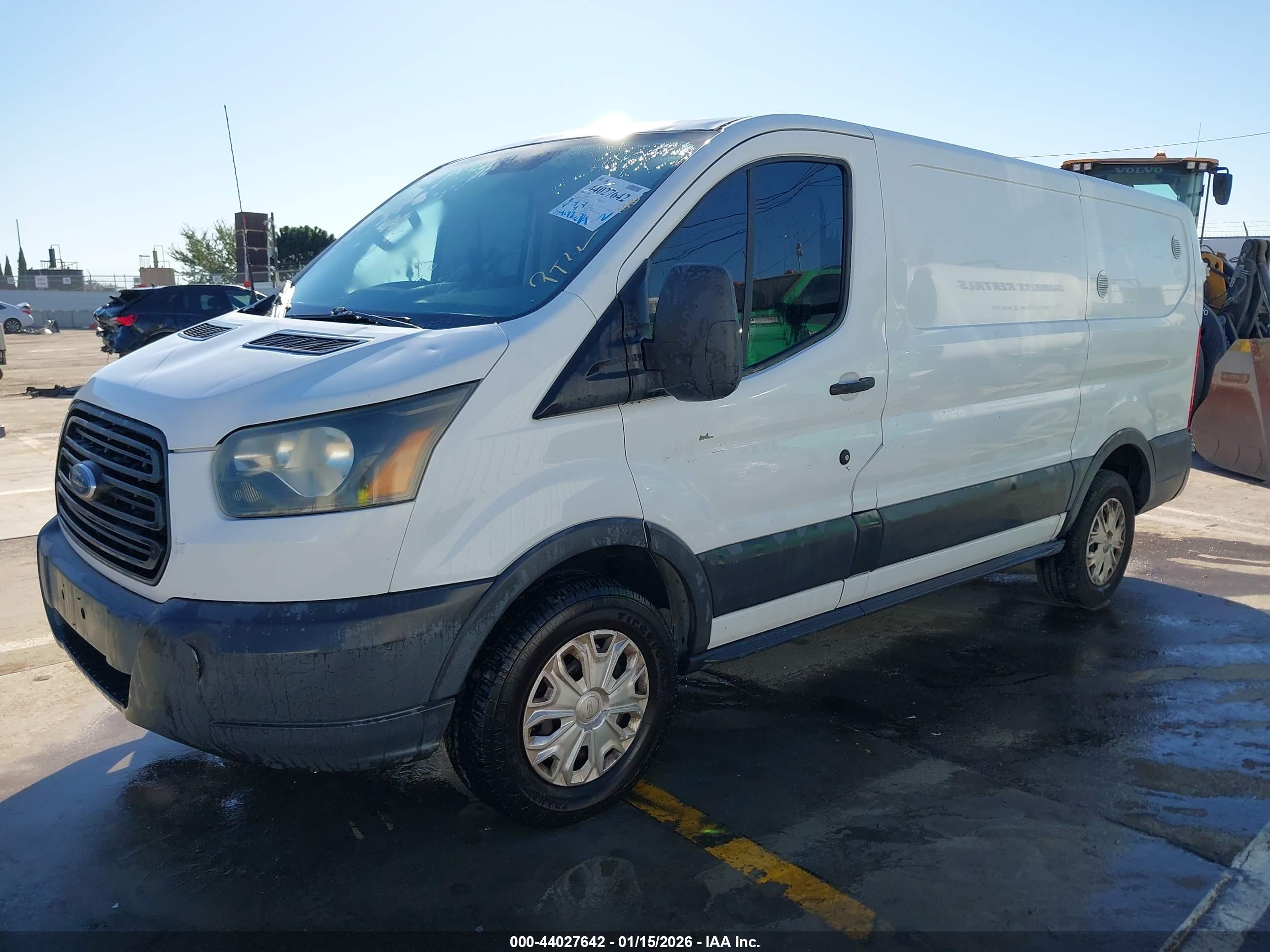FORD TRANSIT-250 image 2