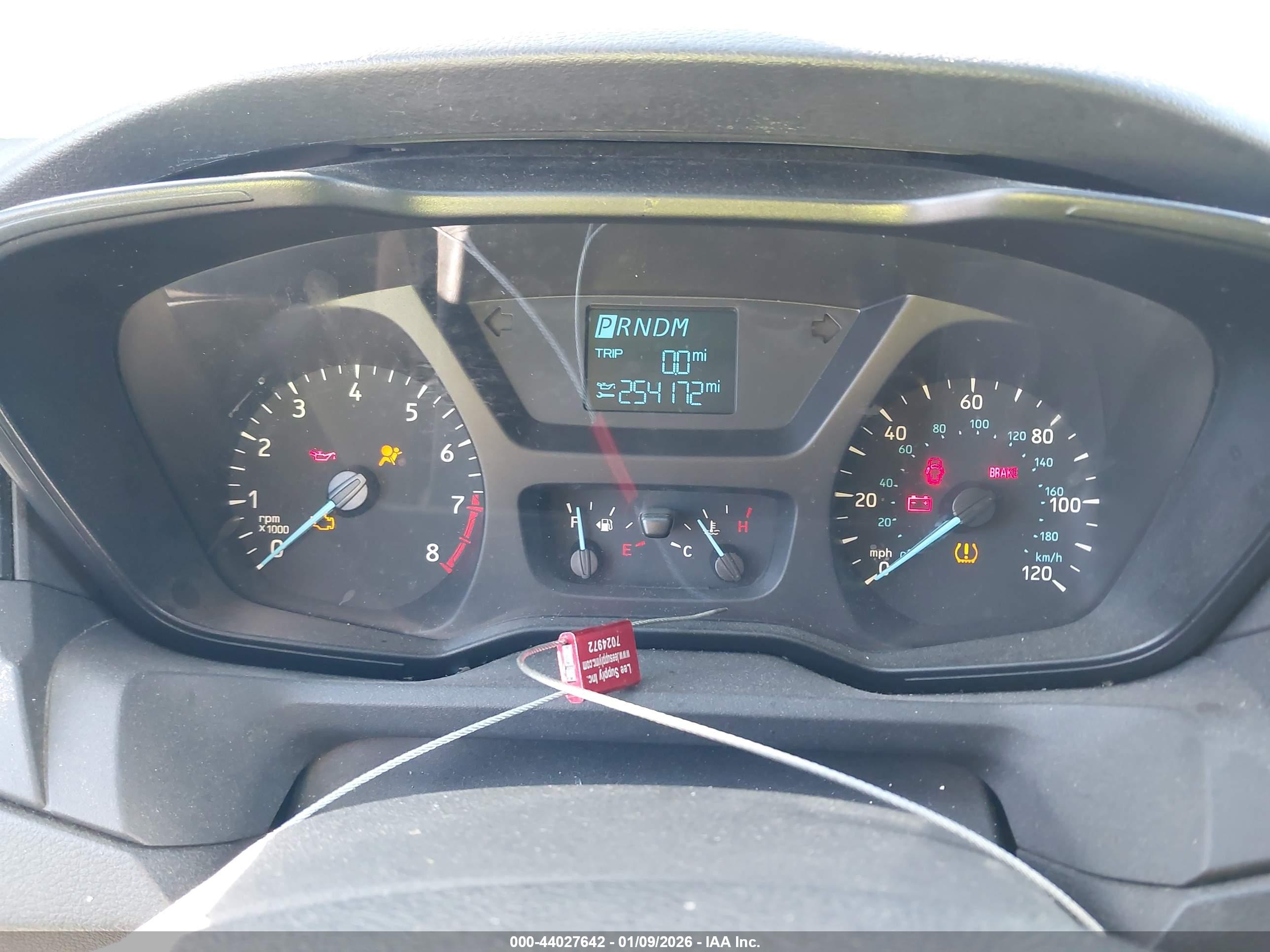 FORD TRANSIT-250 image 7