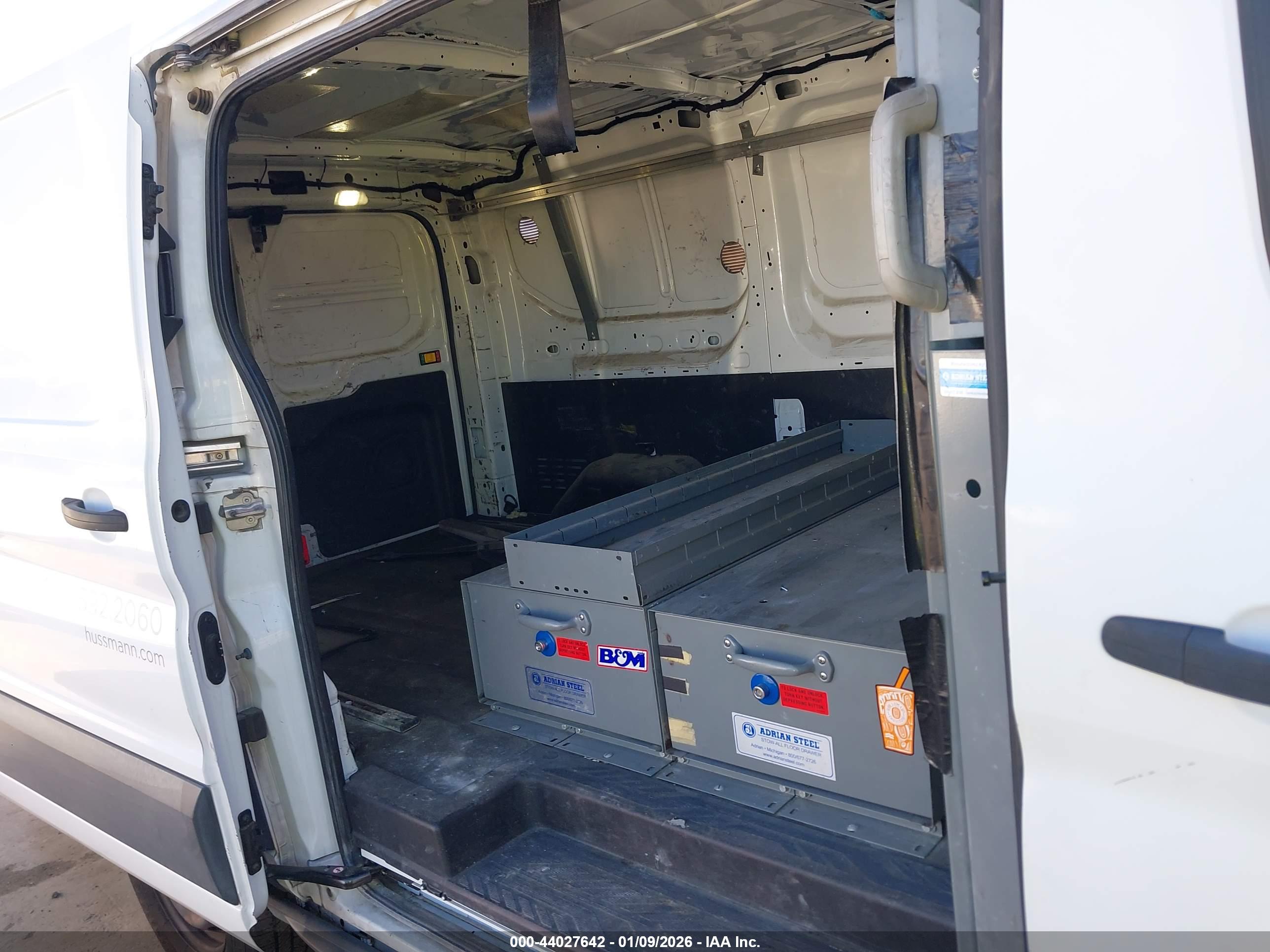 FORD TRANSIT-250 image 8