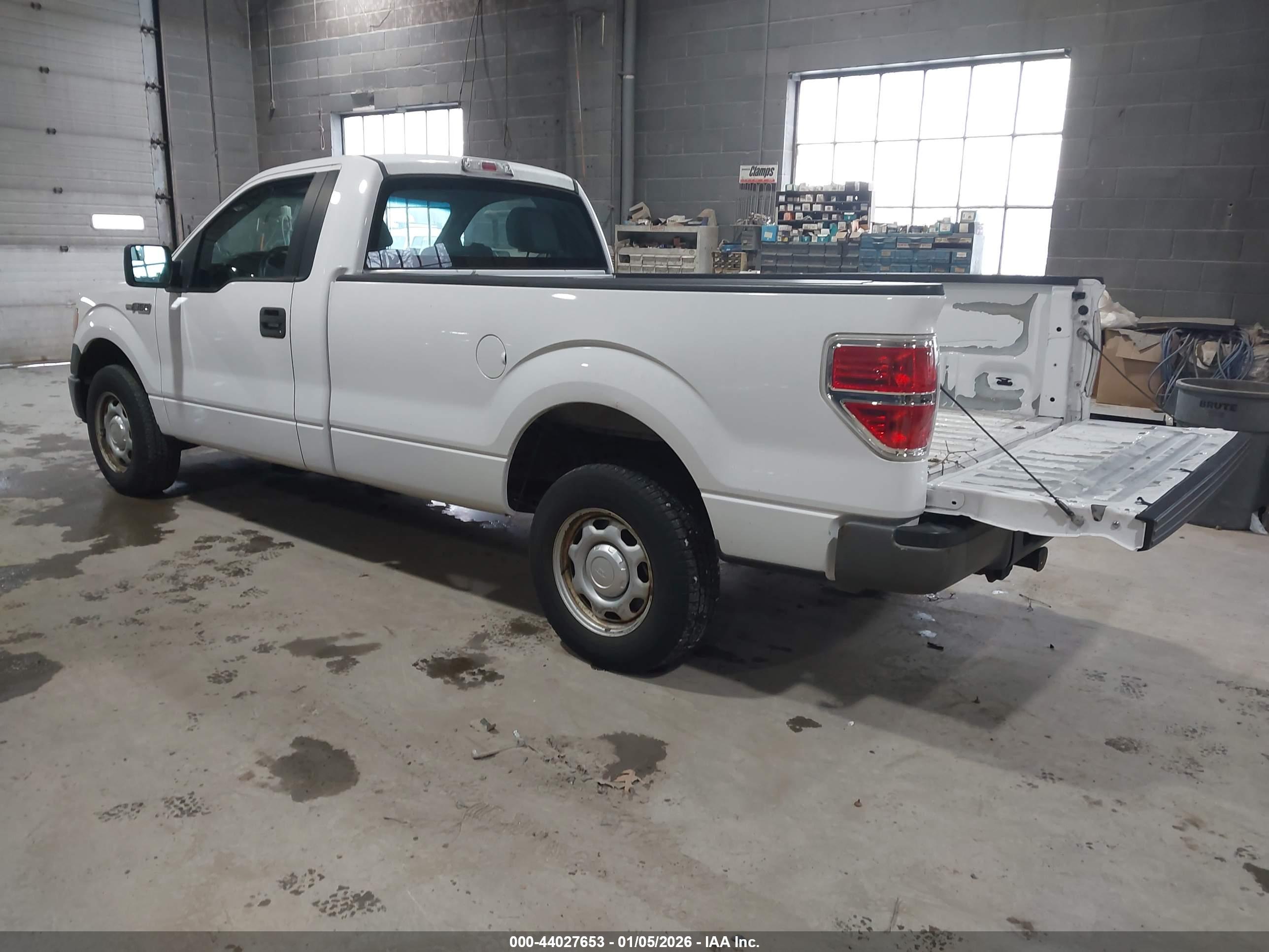 FORD F-150 image 3