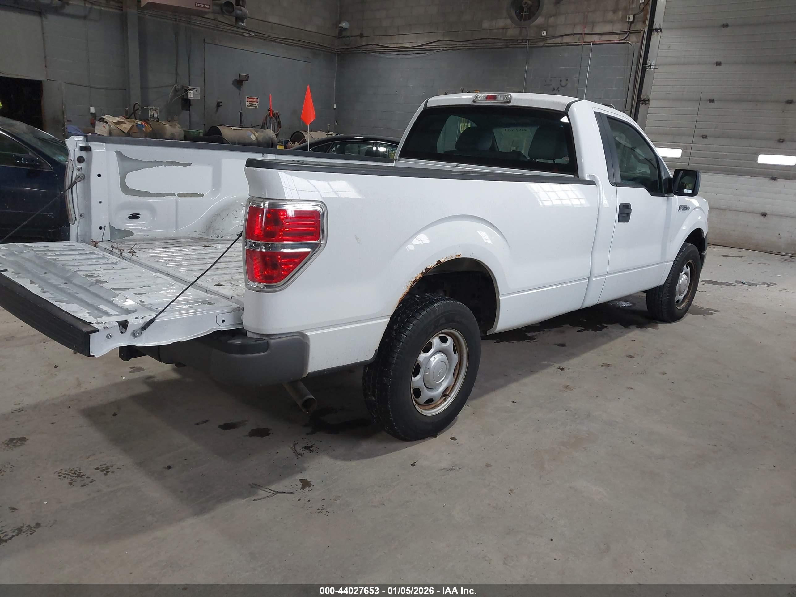 FORD F-150 image 4