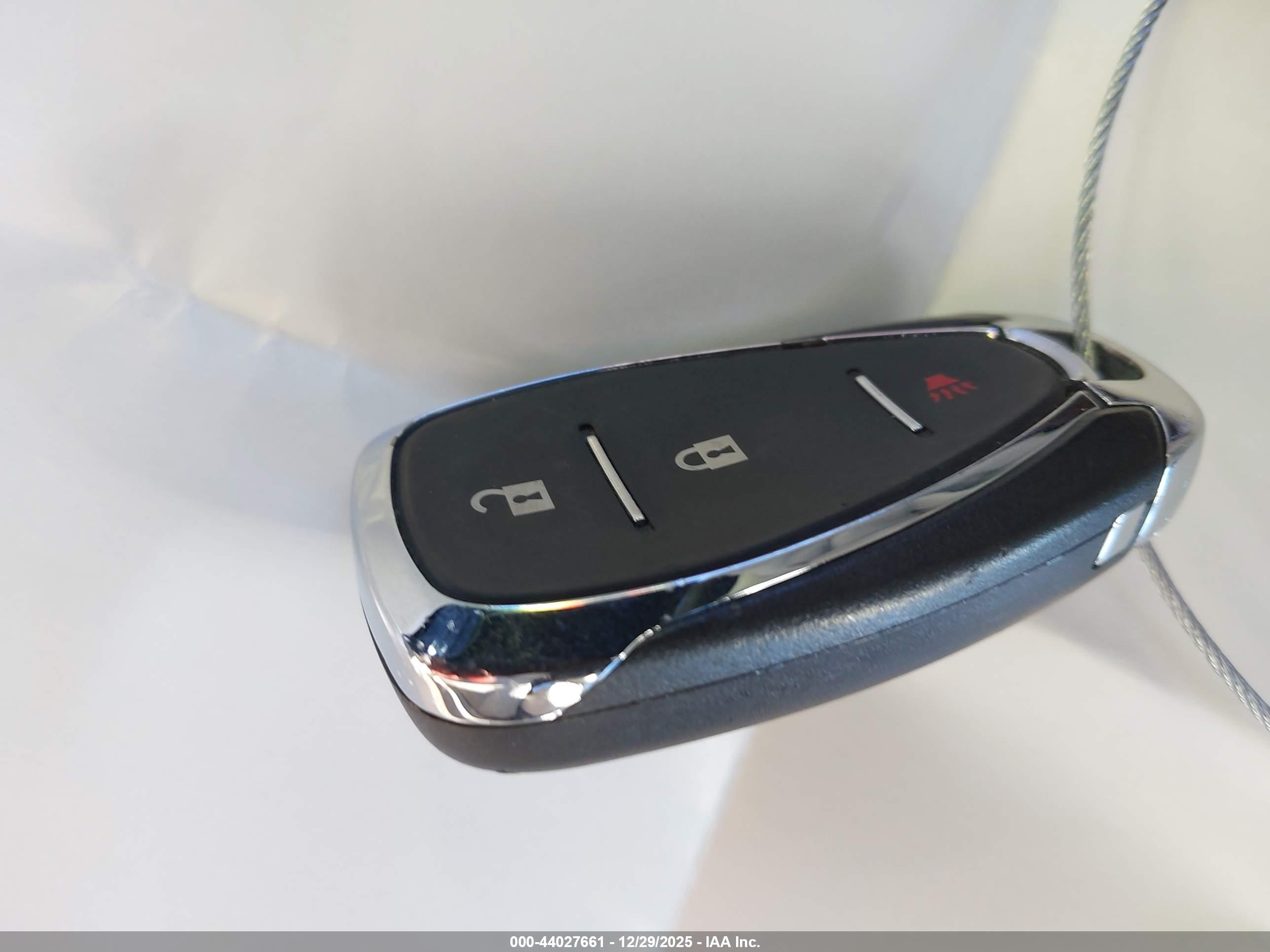 CHEVROLET TRAVERSE image 11