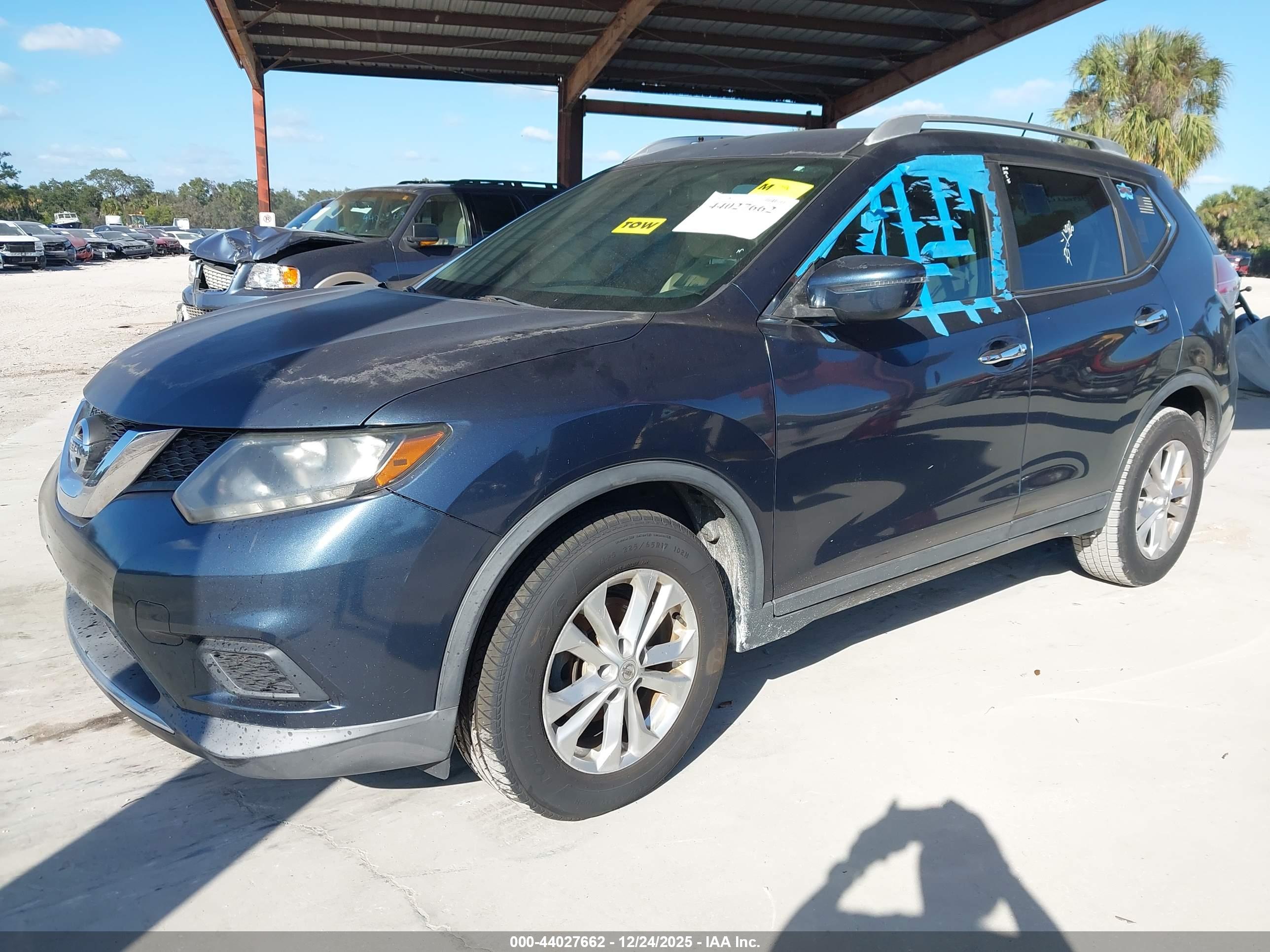 NISSAN ROGUE image 2