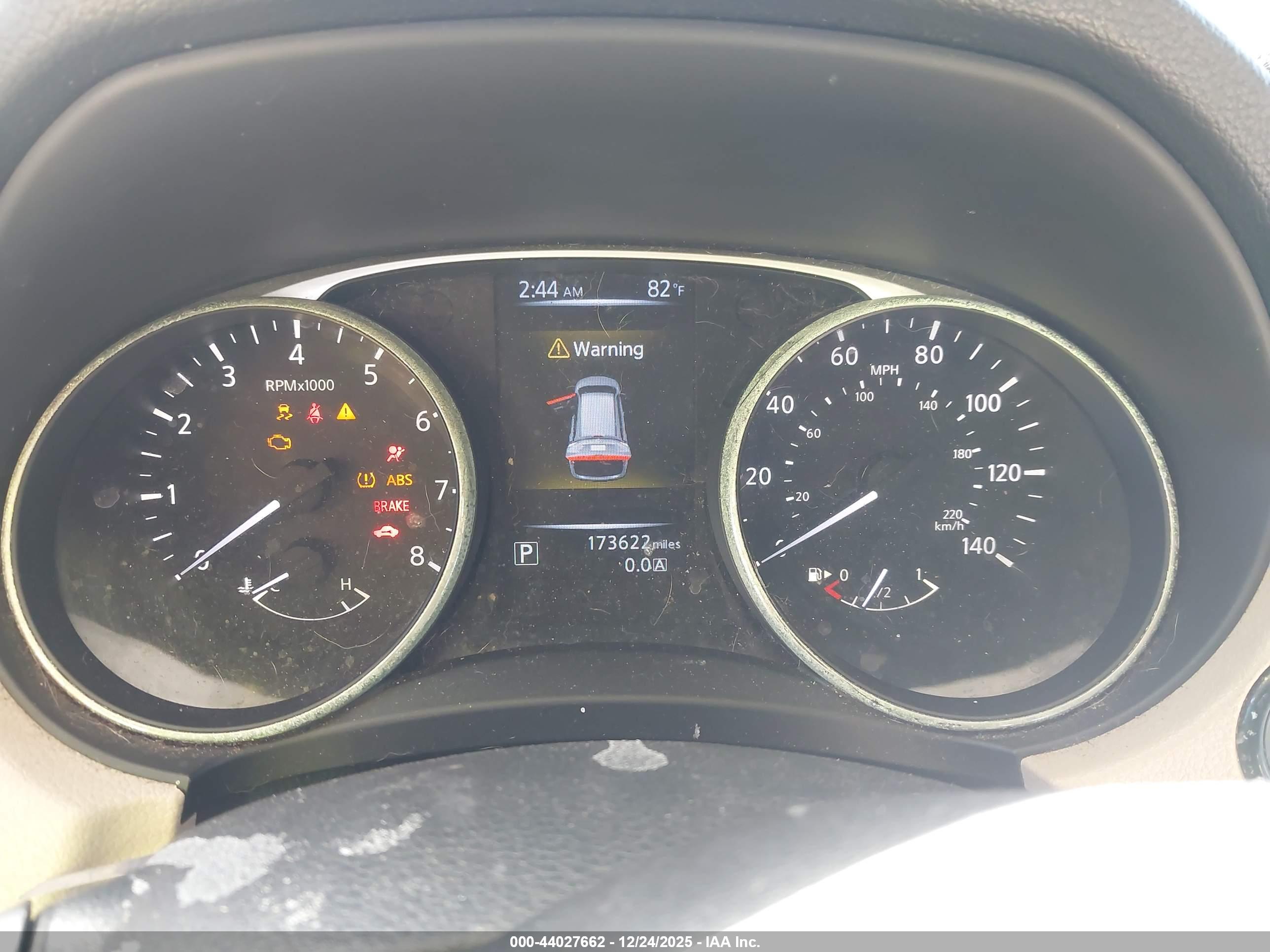 NISSAN ROGUE image 7